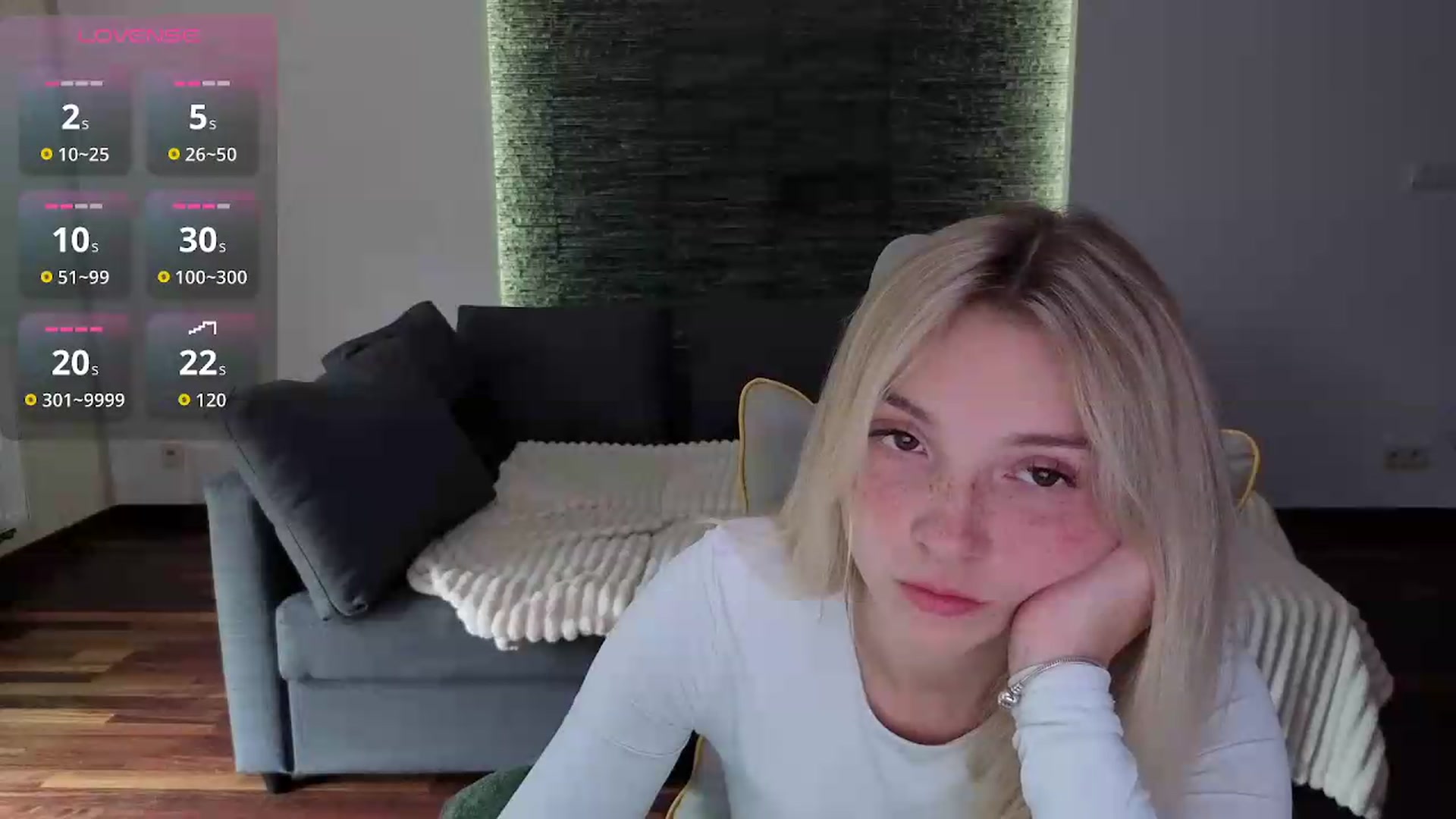 Gallery image thumbnail from Daisyy's myfreecams stream on, 05/13/2026, 13:33 image 3 of 20