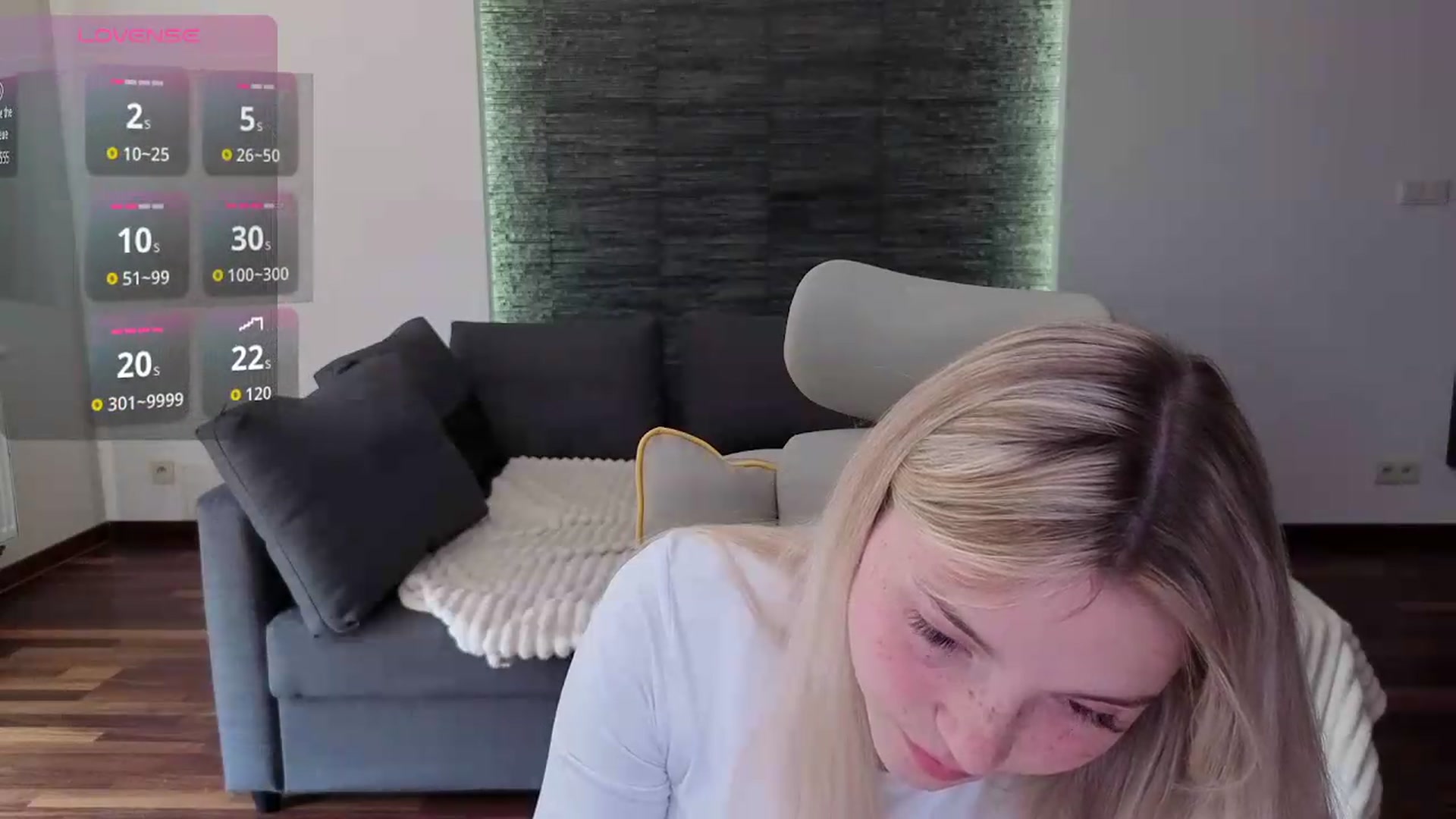 Gallery image thumbnail from Daisyy's myfreecams stream on, 05/13/2026, 13:33 image 16 of 20