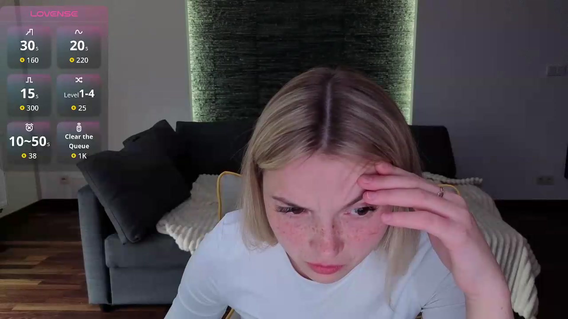 Gallery image thumbnail from Daisyy's myfreecams stream on, 05/13/2026, 13:33 image 7 of 20
