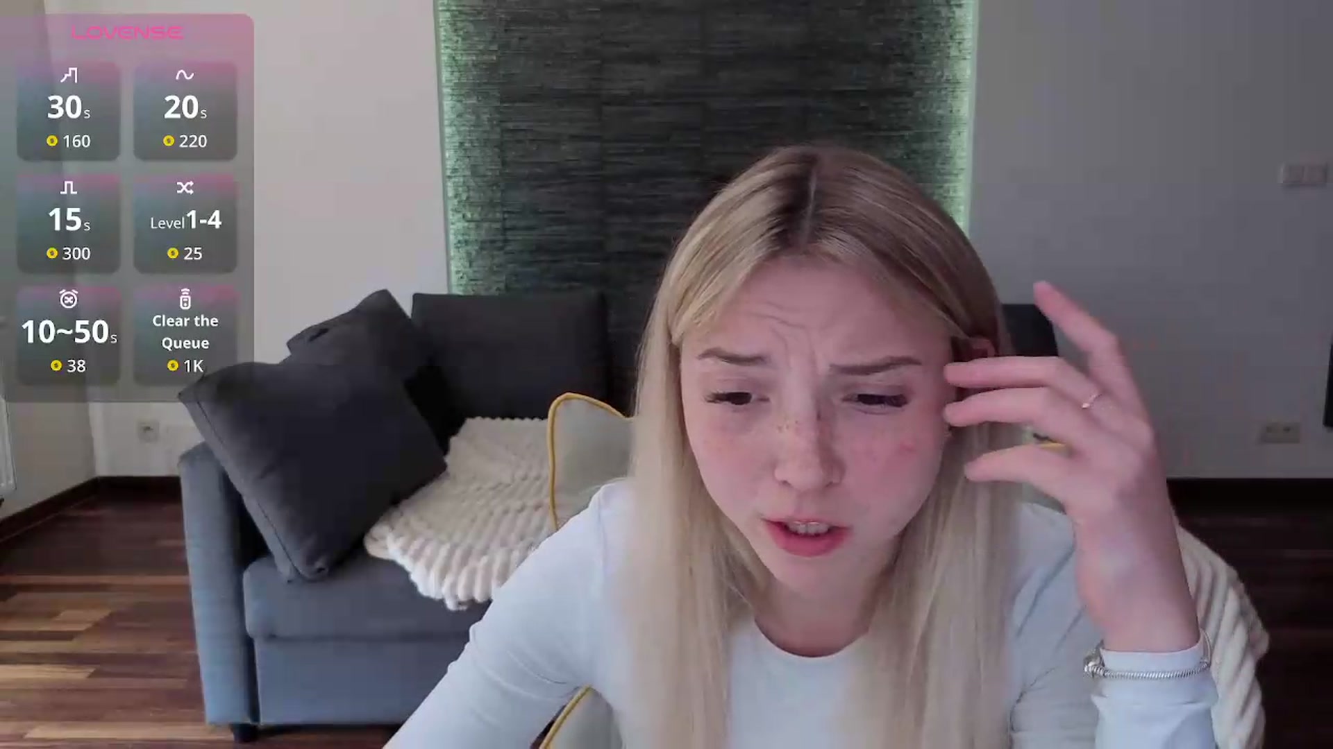 Gallery image thumbnail from Daisyy's myfreecams stream on, 05/13/2026, 13:33 image 15 of 20