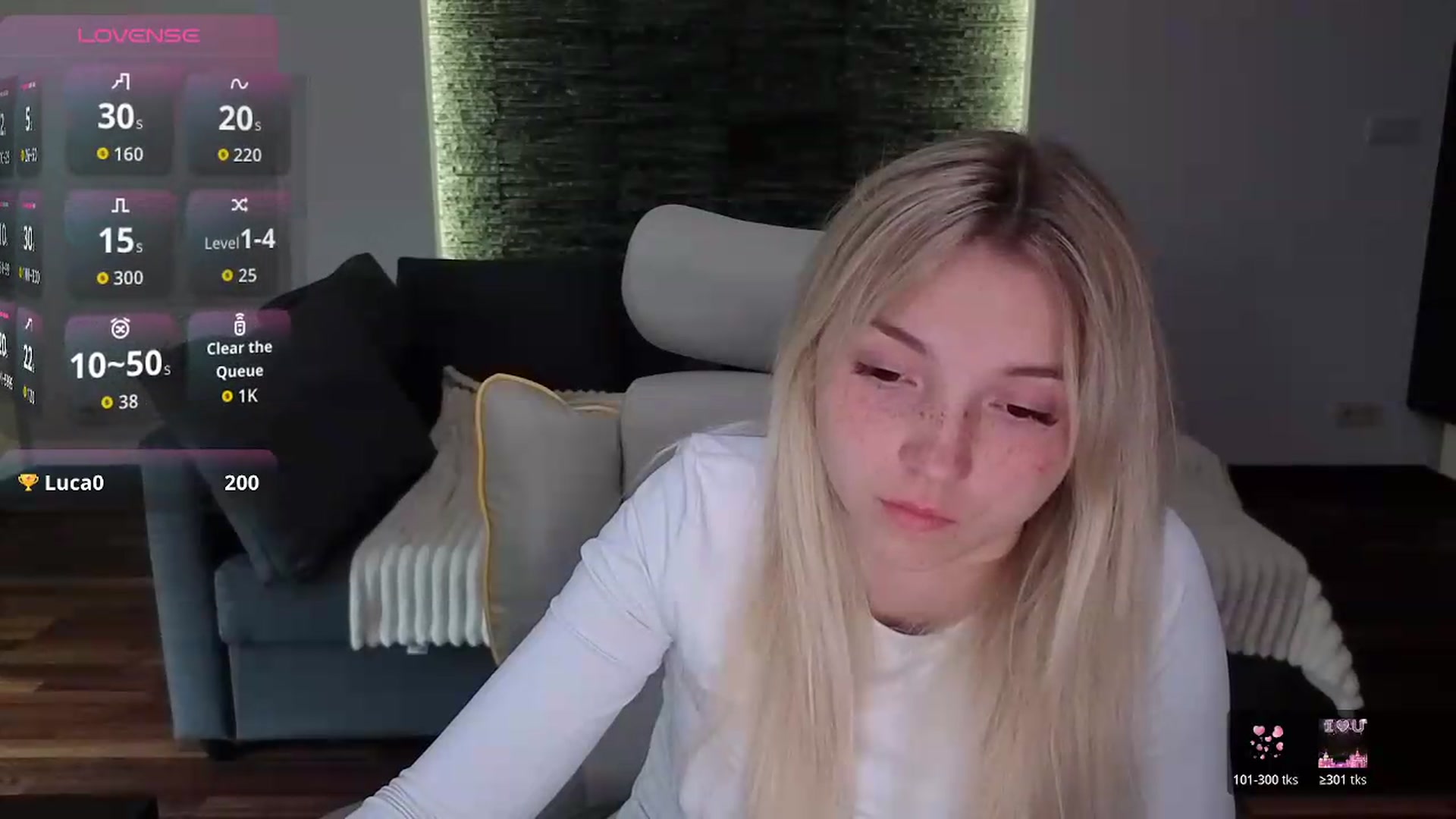 Gallery image thumbnail from Daisyy's myfreecams stream on, 05/13/2026, 17:16 image 5 of 20