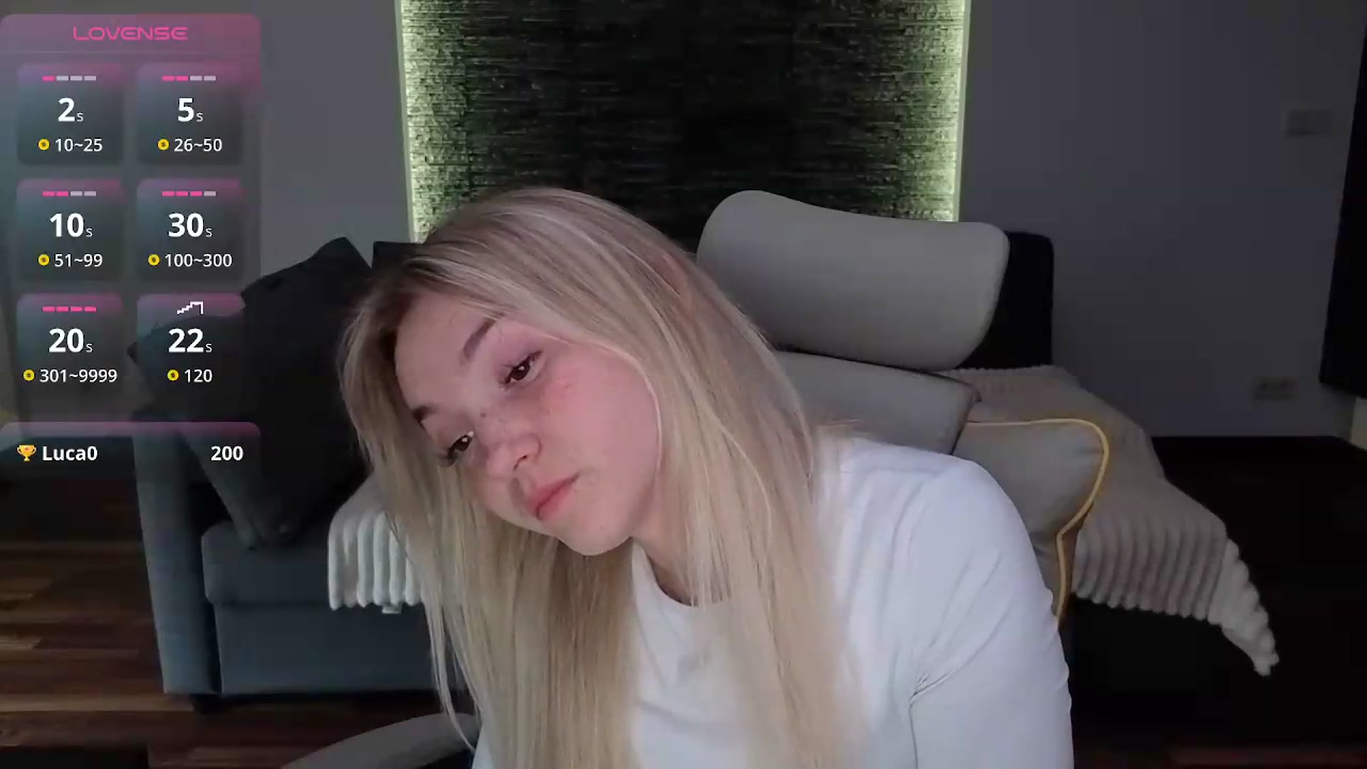 Gallery image thumbnail from Daisyy's myfreecams stream on, 05/13/2026, 17:16 image 10 of 20