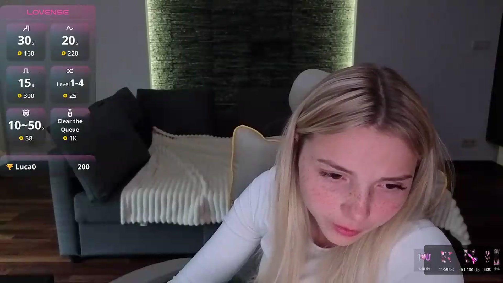Gallery image thumbnail from Daisyy's myfreecams stream on, 05/13/2026, 17:16 image 13 of 20