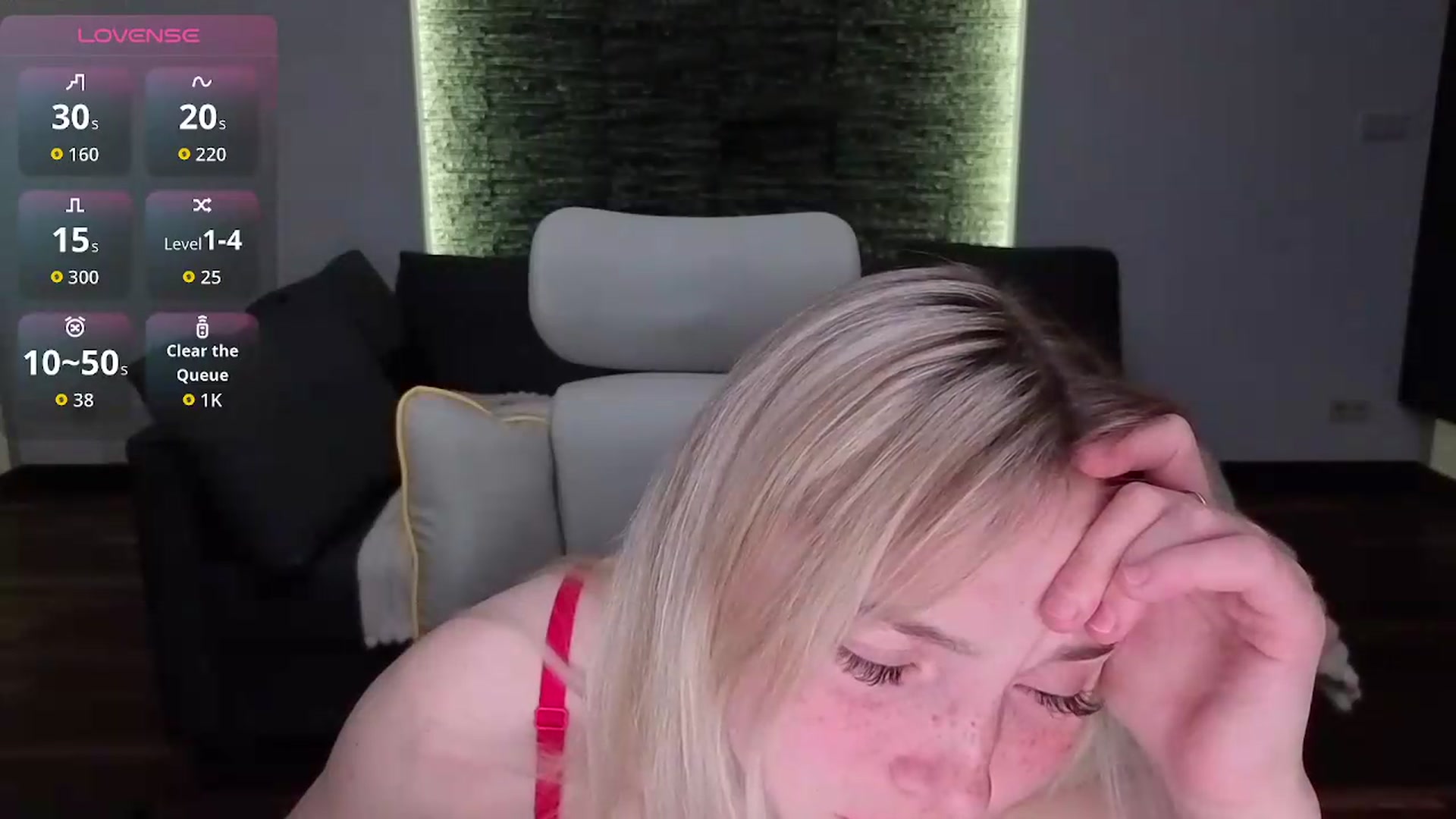 Gallery image thumbnail from Daisyy's myfreecams stream on, 05/13/2026, 20:27 image 18 of 20