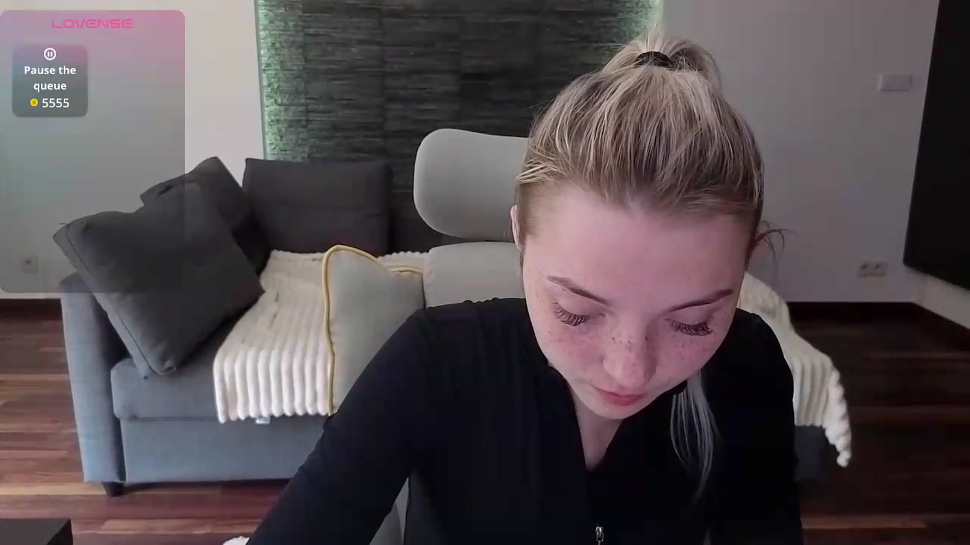 Gallery image thumbnail from Daisyy's myfreecams stream on, 05/14/2026, 12:57 image 3 of 20