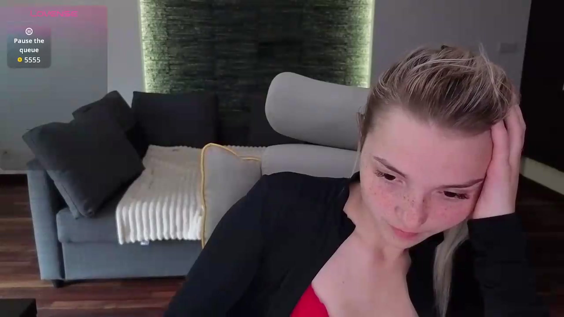 Gallery image thumbnail from Daisyy's myfreecams stream on, 05/14/2026, 14:32 image 14 of 20