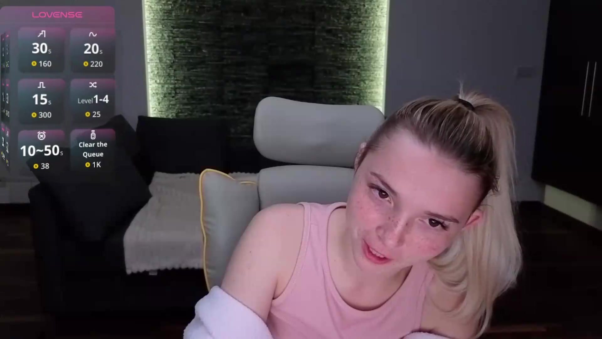 Gallery image thumbnail from Daisyy's myfreecams stream on, 05/14/2026, 19:53 image 9 of 20