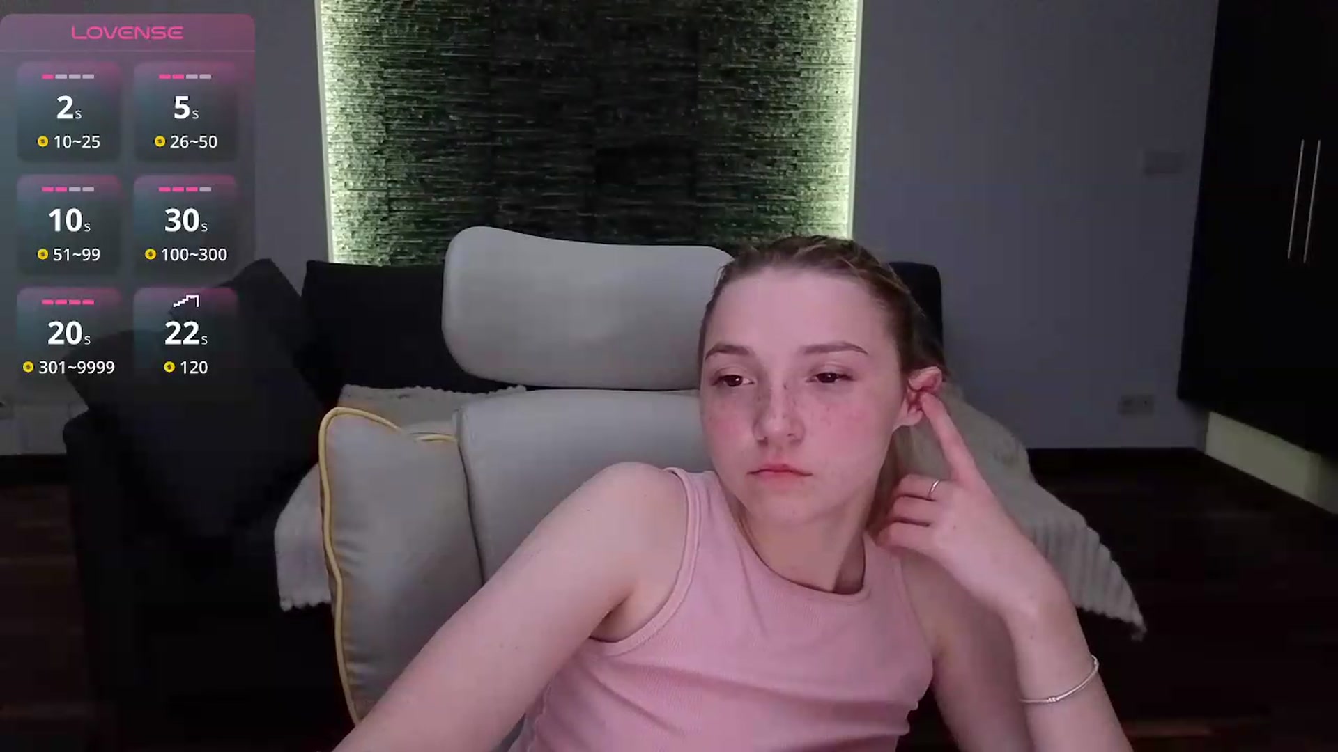 Gallery image thumbnail from Daisyy's myfreecams stream on, 05/14/2026, 21:46 image 8 of 20
