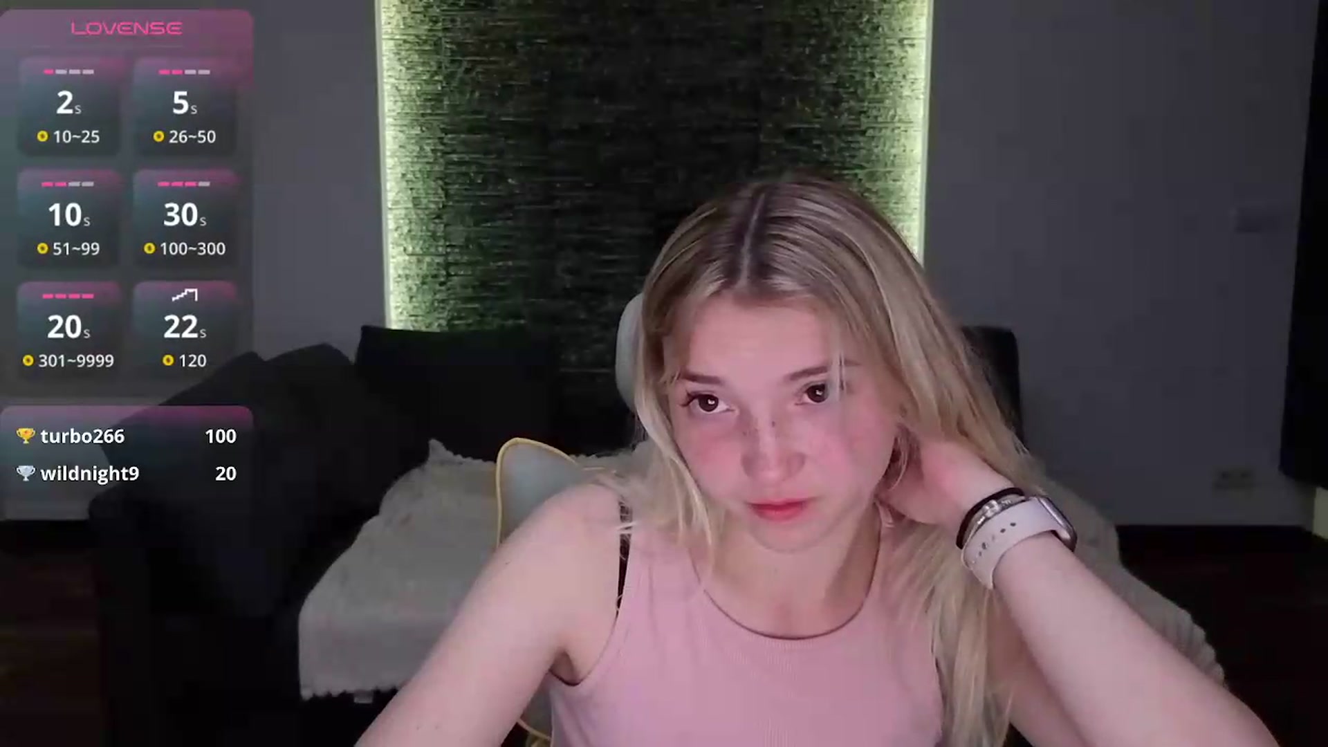 Gallery image thumbnail from Daisyy's myfreecams stream on, 05/17/2026, 20:31 image 16 of 20