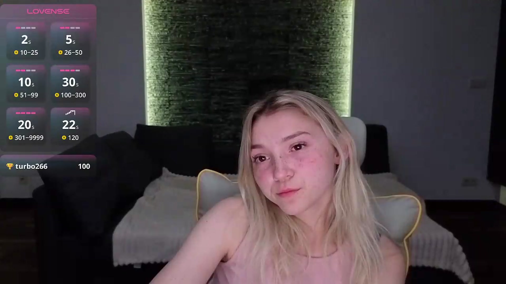 Gallery image thumbnail from Daisyy's myfreecams stream on, 05/17/2026, 20:31 image 8 of 20