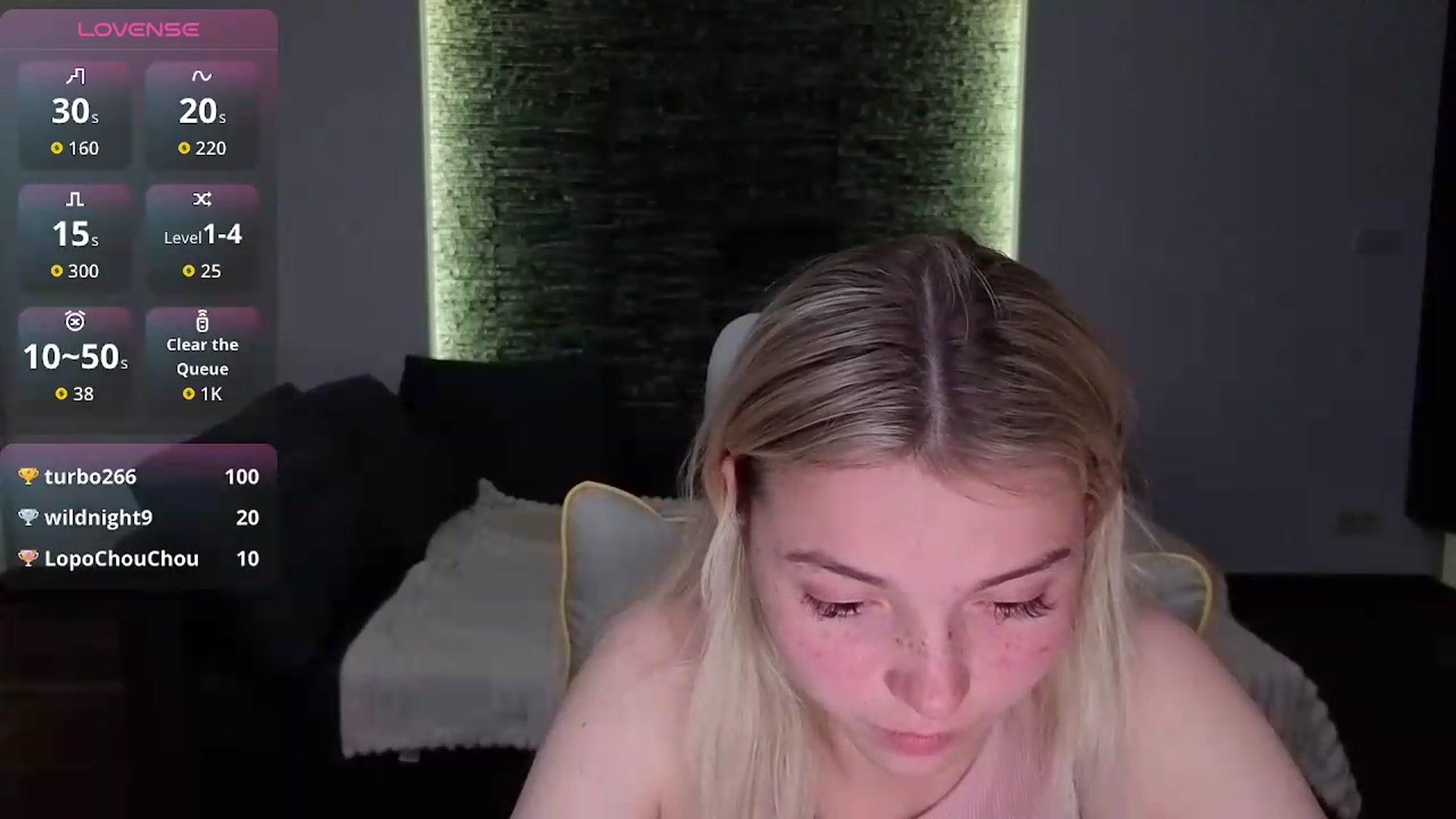 Gallery image thumbnail from Daisyy's myfreecams stream on, 05/17/2026, 22:42 image 18 of 20