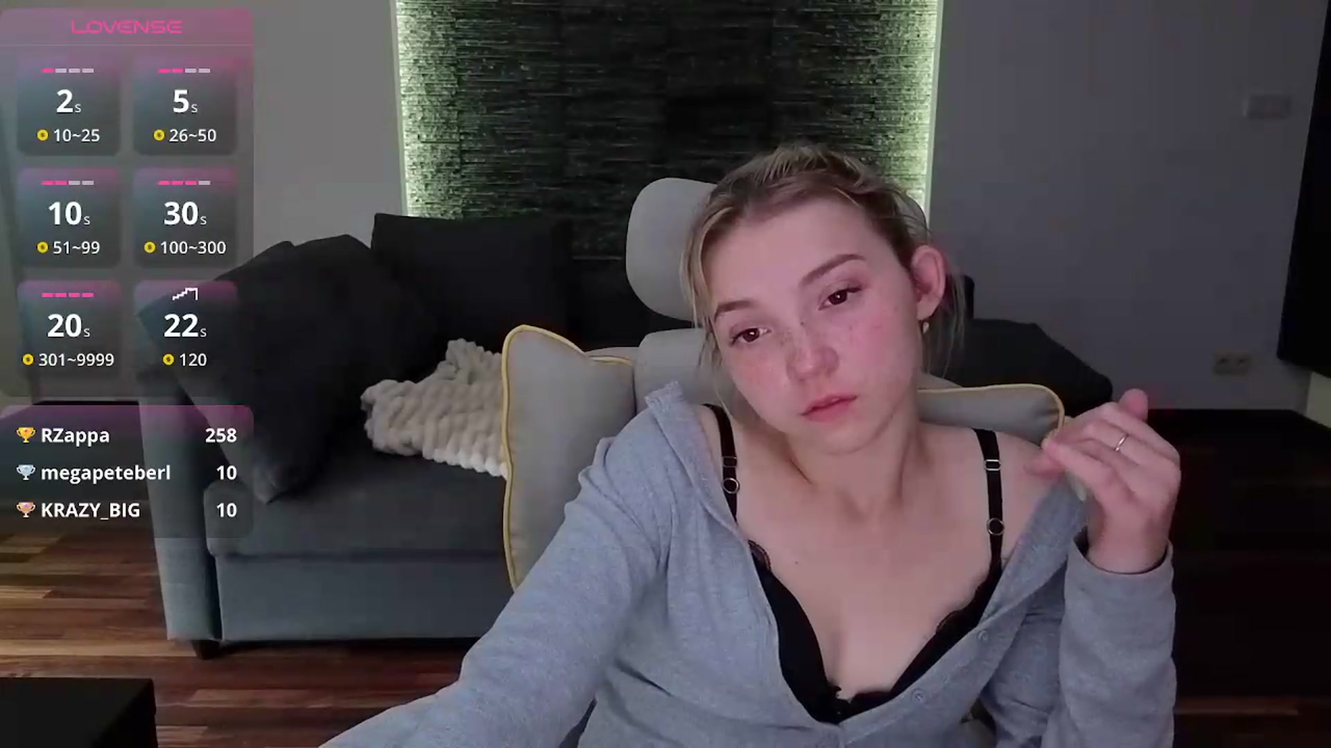 Gallery image thumbnail from Daisyy's myfreecams stream on, 05/18/2026, 12:58 image 5 of 20