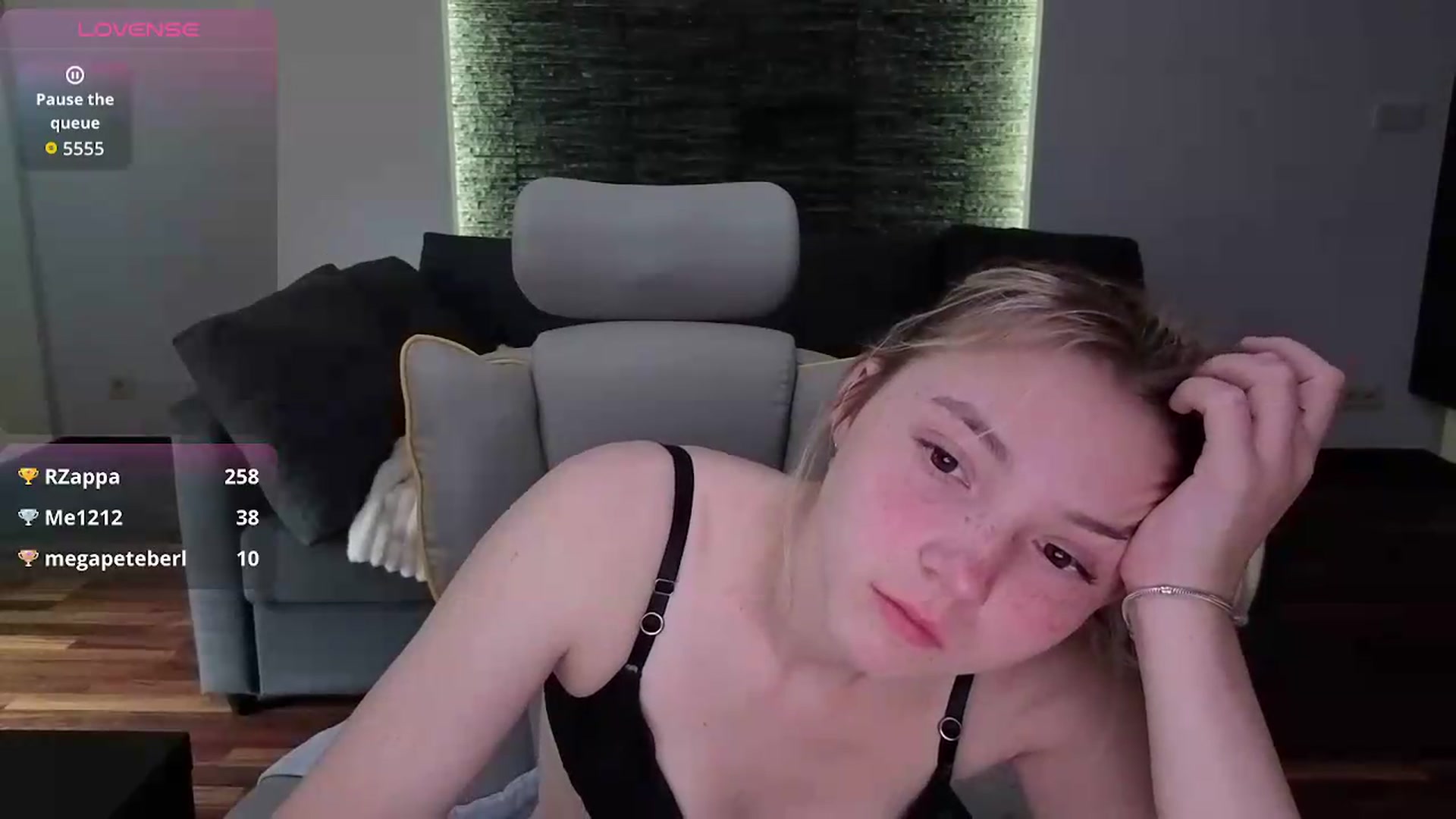 Gallery image thumbnail from Daisyy's myfreecams stream on, 05/18/2026, 13:58 image 3 of 20