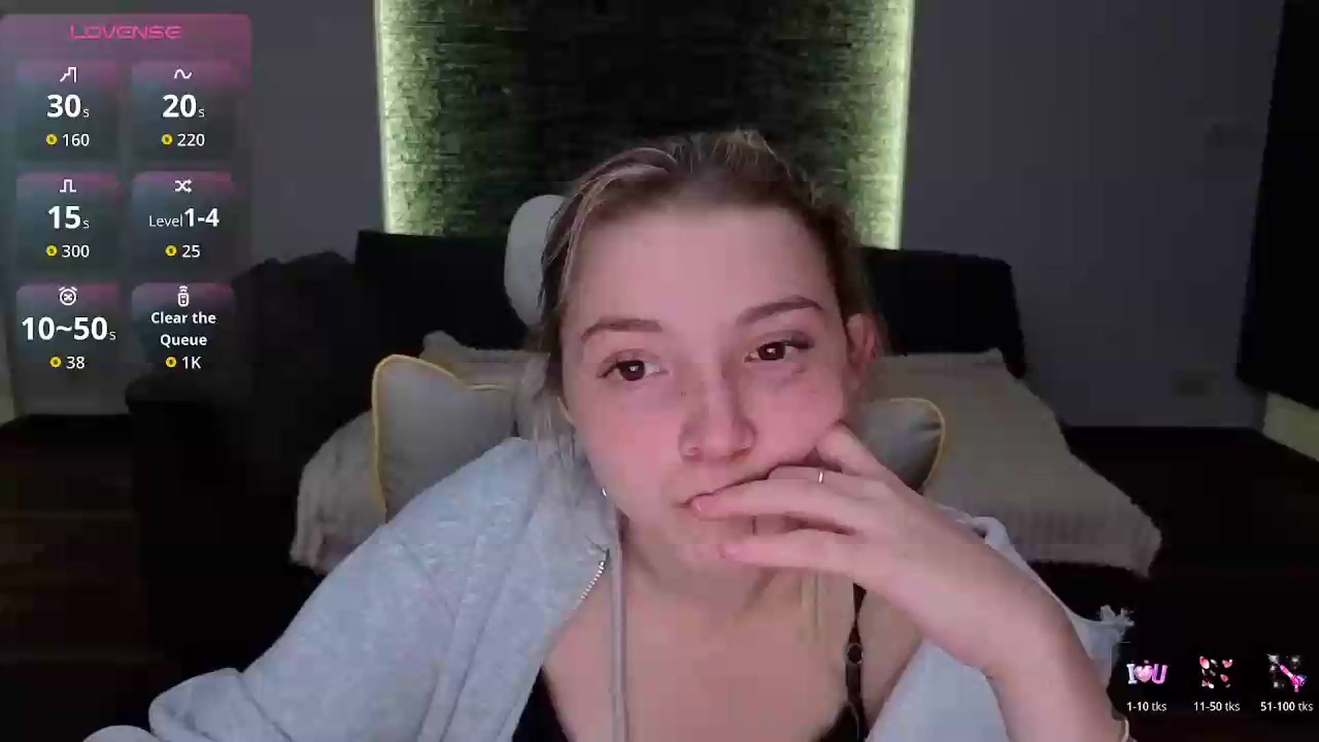 Gallery image thumbnail from Daisyy's myfreecams stream on, 05/18/2026, 19:41 image 1 of 20