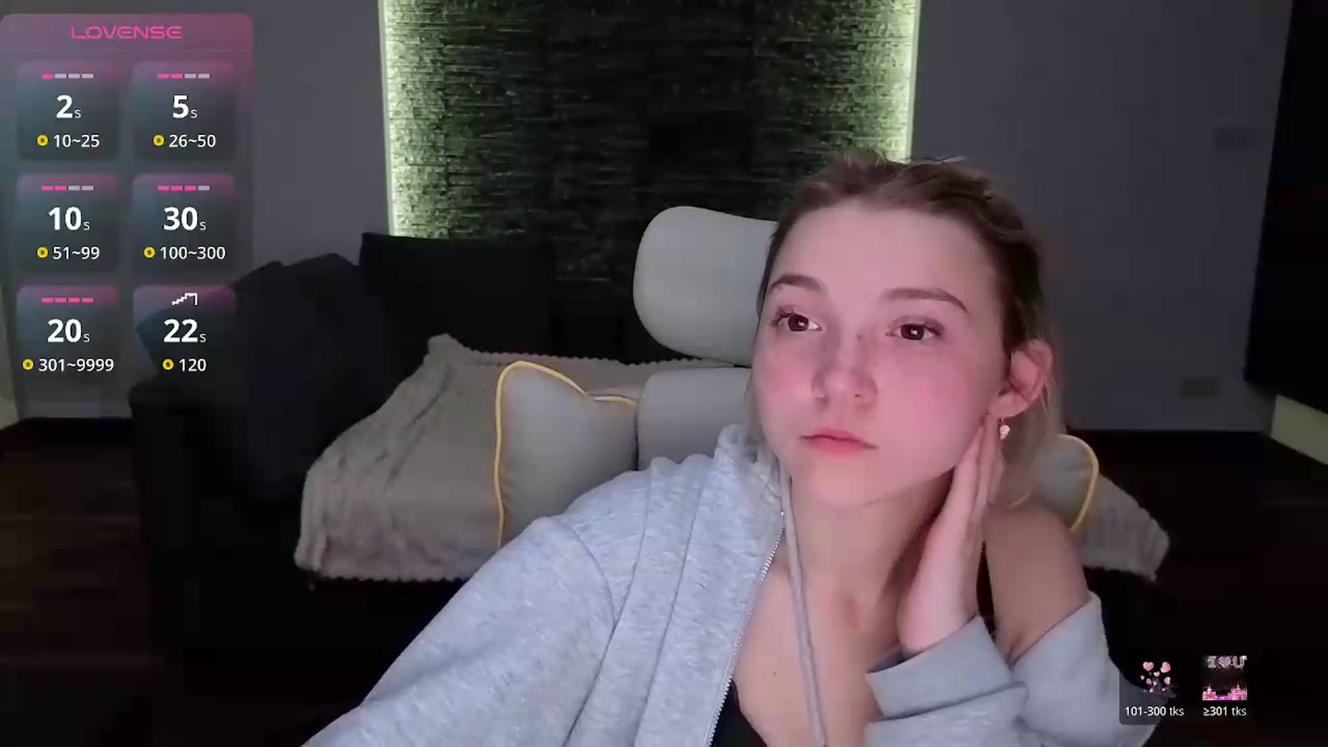Gallery image thumbnail from Daisyy's myfreecams stream on, 05/18/2026, 19:41 image 10 of 20