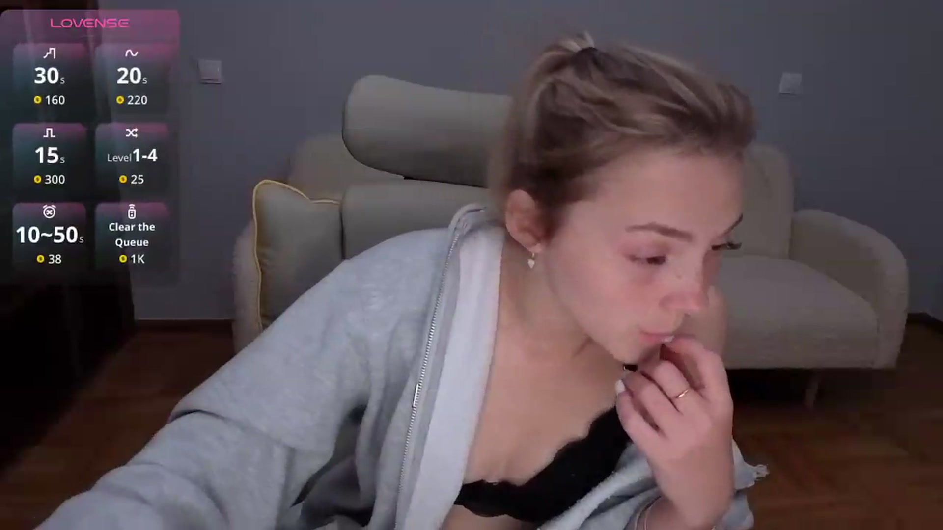 Gallery image thumbnail from Daisyy's myfreecams stream on, 05/19/2026, 17:11 image 11 of 20