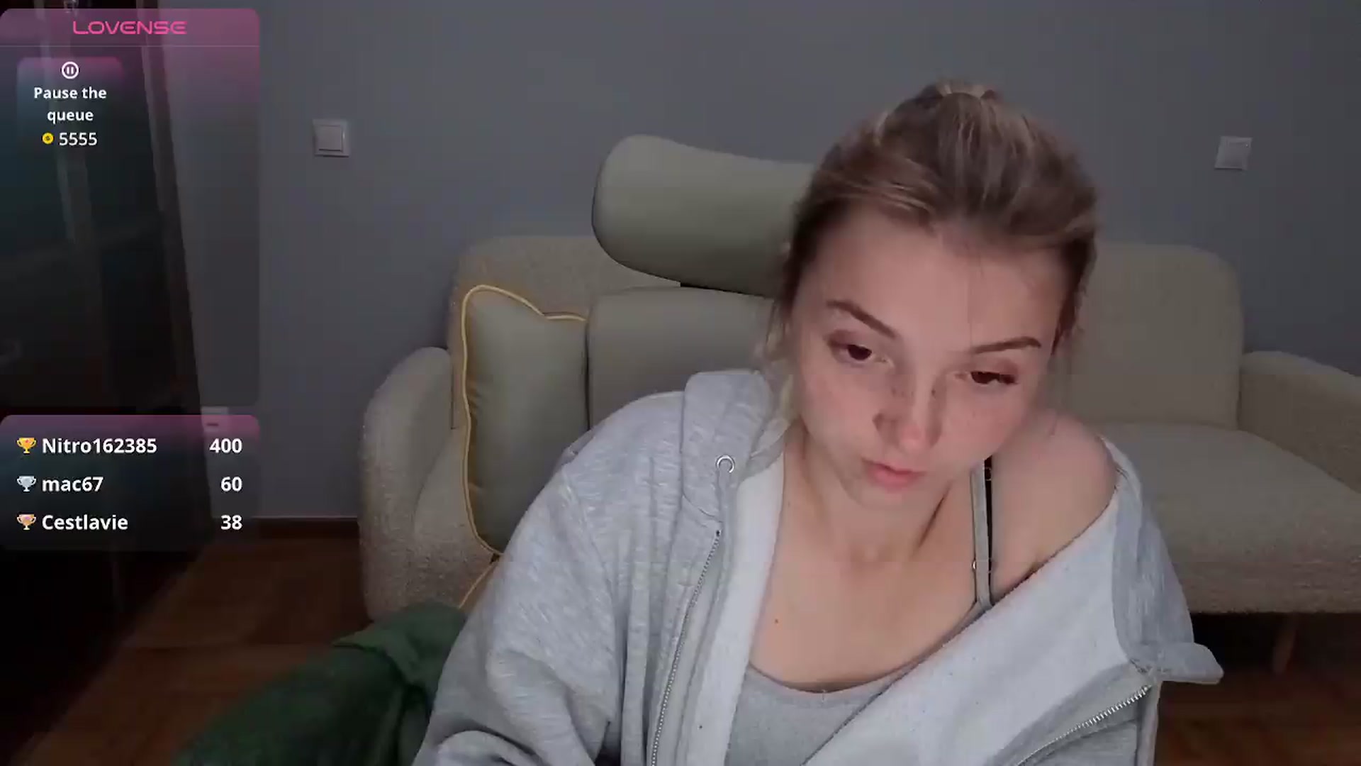 Gallery image thumbnail from Daisyy's myfreecams stream on, 05/19/2026, 17:11 image 3 of 20