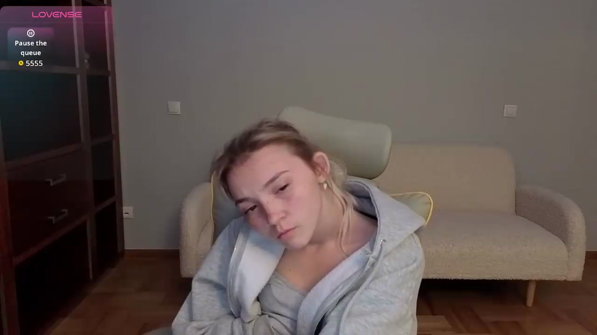 Gallery image thumbnail from Daisyy's myfreecams stream on, 05/19/2026, 18:45 image 17 of 20