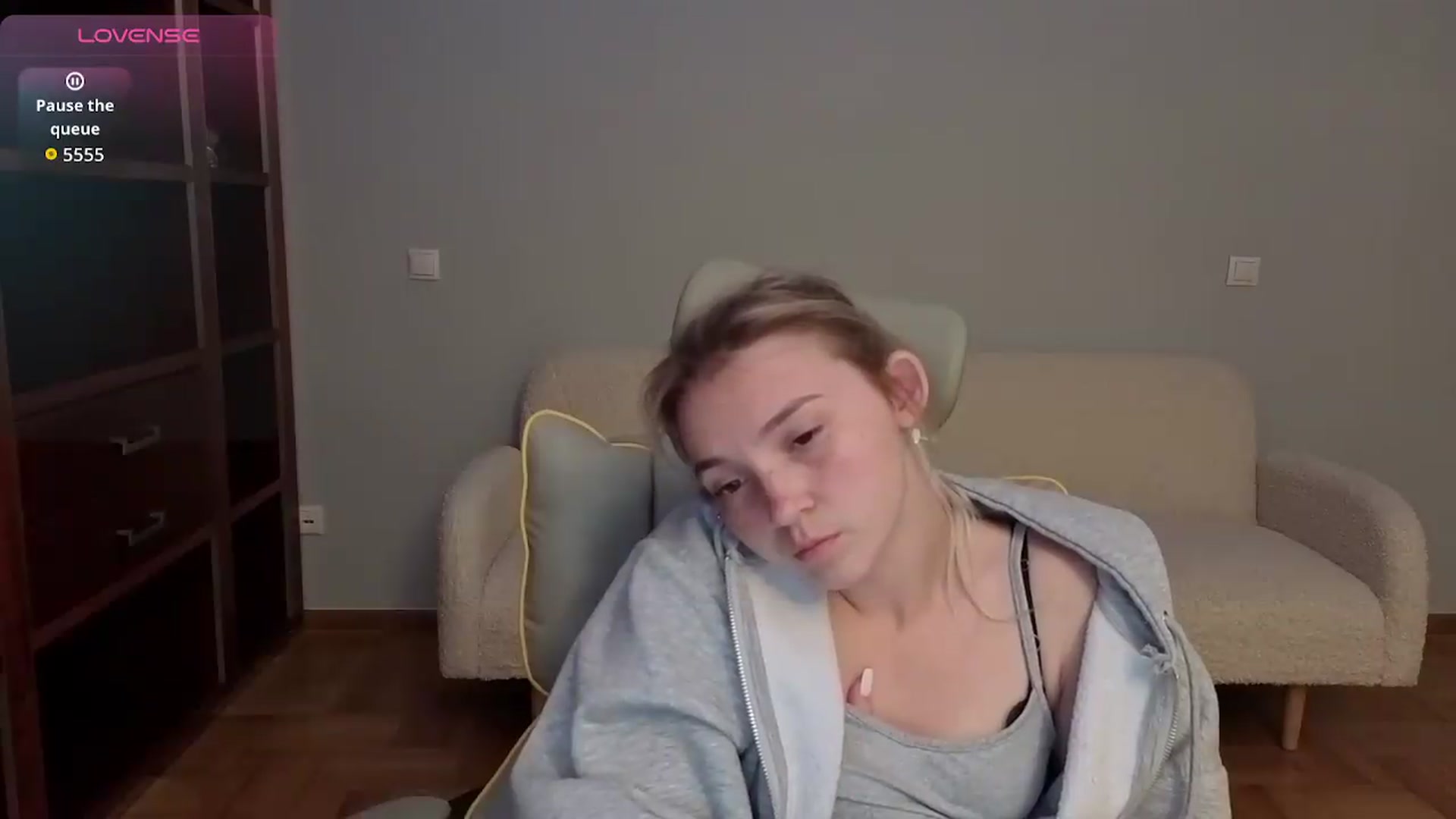 Gallery image thumbnail from Daisyy's myfreecams stream on, 05/19/2026, 18:45 image 16 of 20