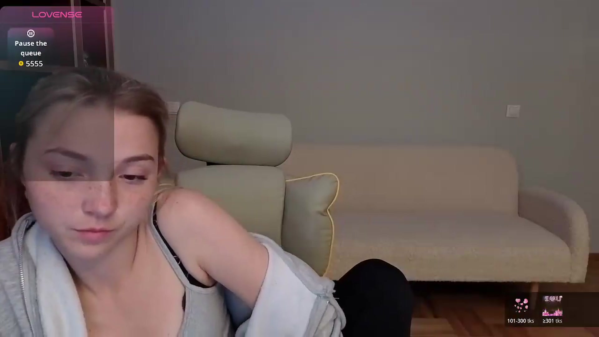 Gallery image thumbnail from Daisyy's myfreecams stream on, 05/19/2026, 18:45 image 5 of 20