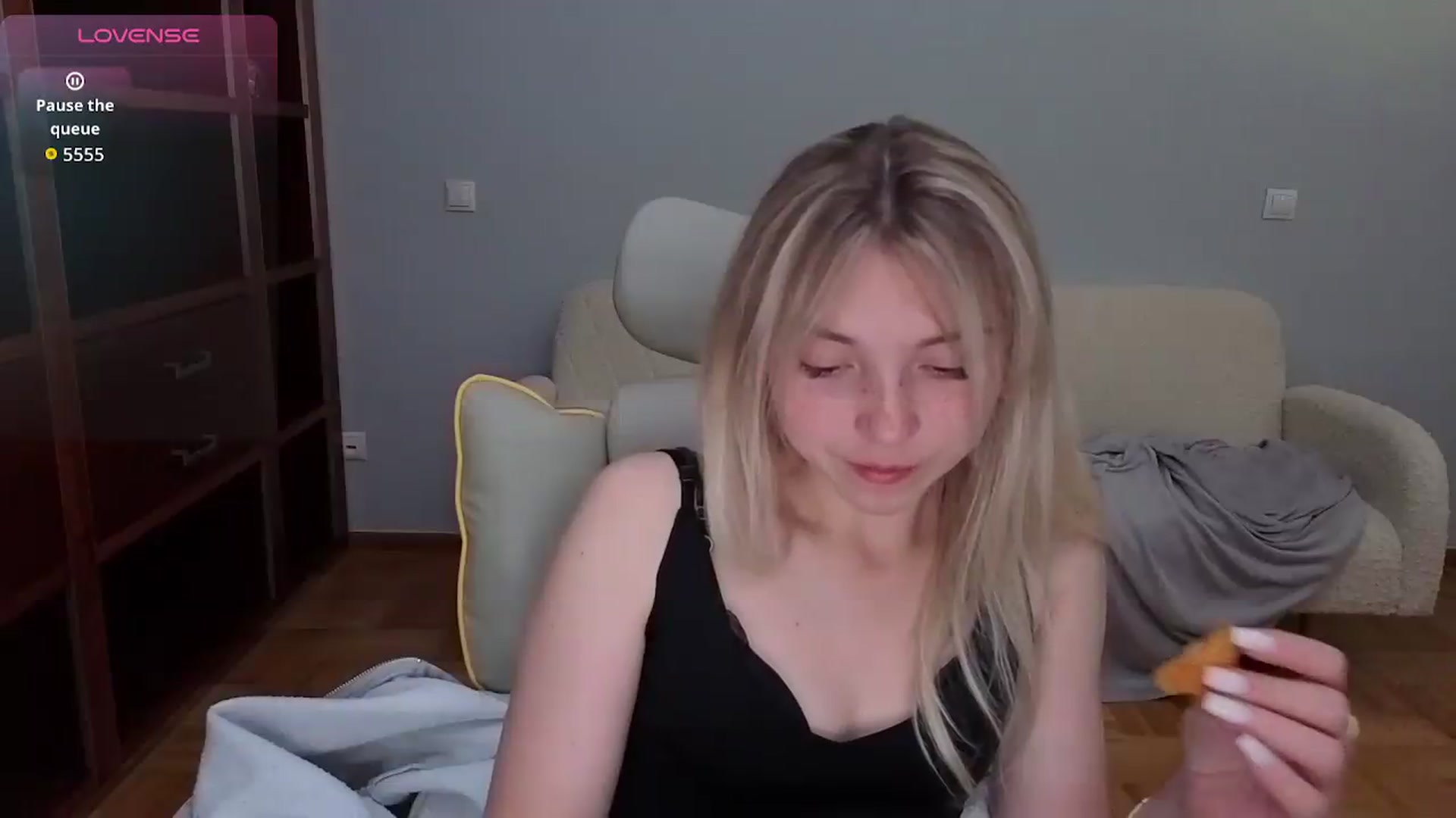 Gallery image thumbnail from Daisyy's myfreecams stream on, 05/20/2026, 13:29 image 8 of 20