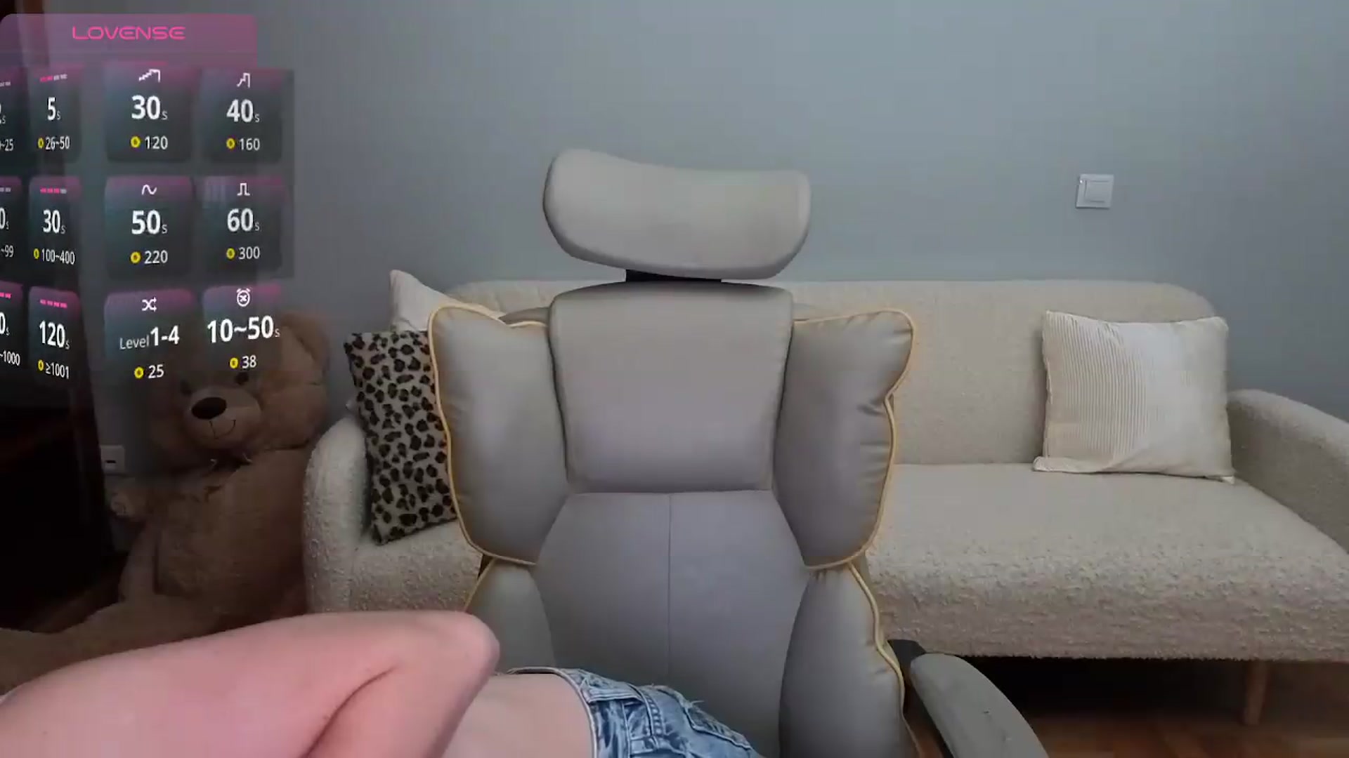 Gallery image thumbnail from Daisyy's myfreecams stream on, 05/28/2026, 16:29 image 8 of 20