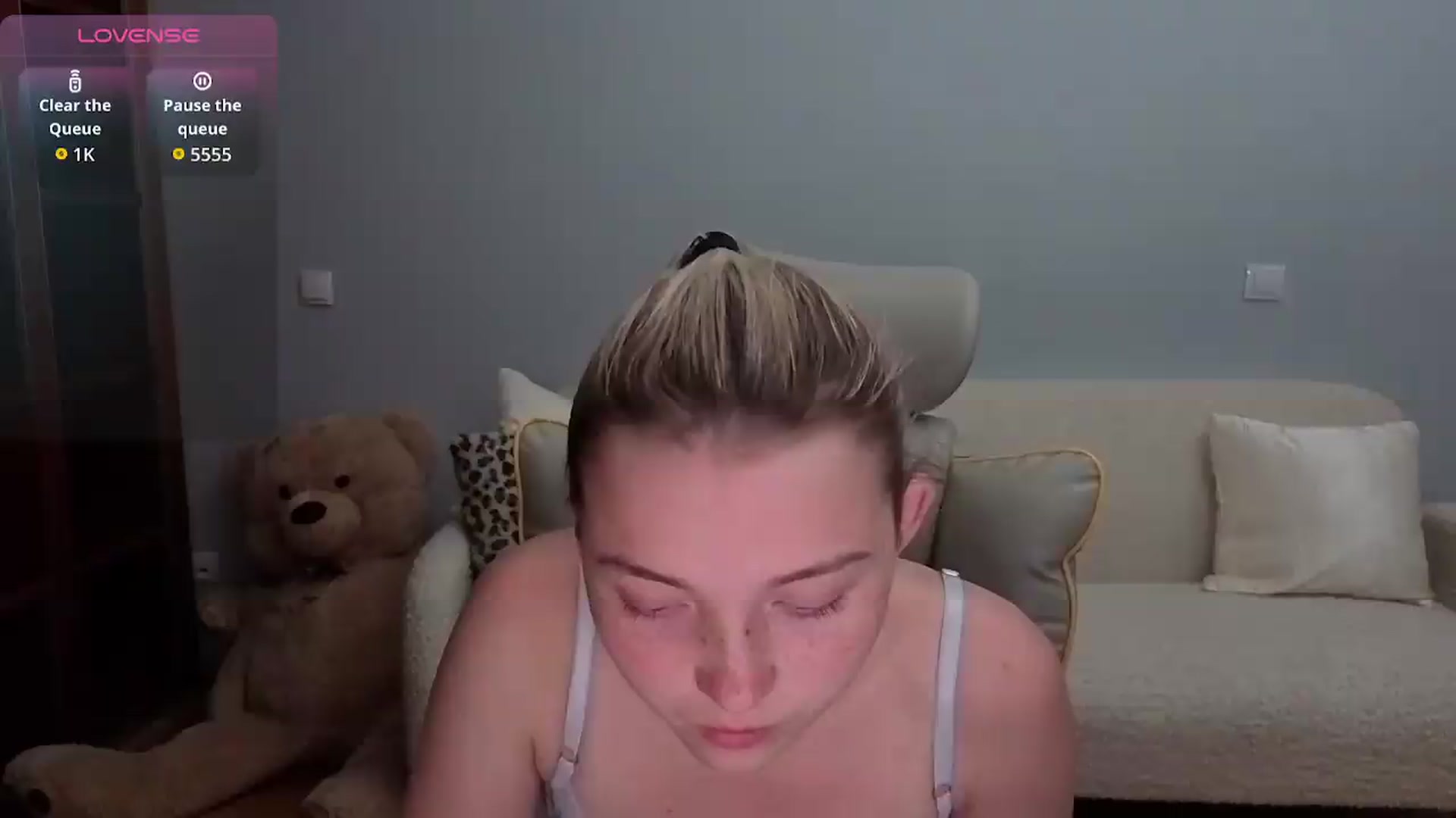 Gallery image thumbnail from Daisyy's myfreecams stream on, 05/28/2026, 20:15 image 1 of 20