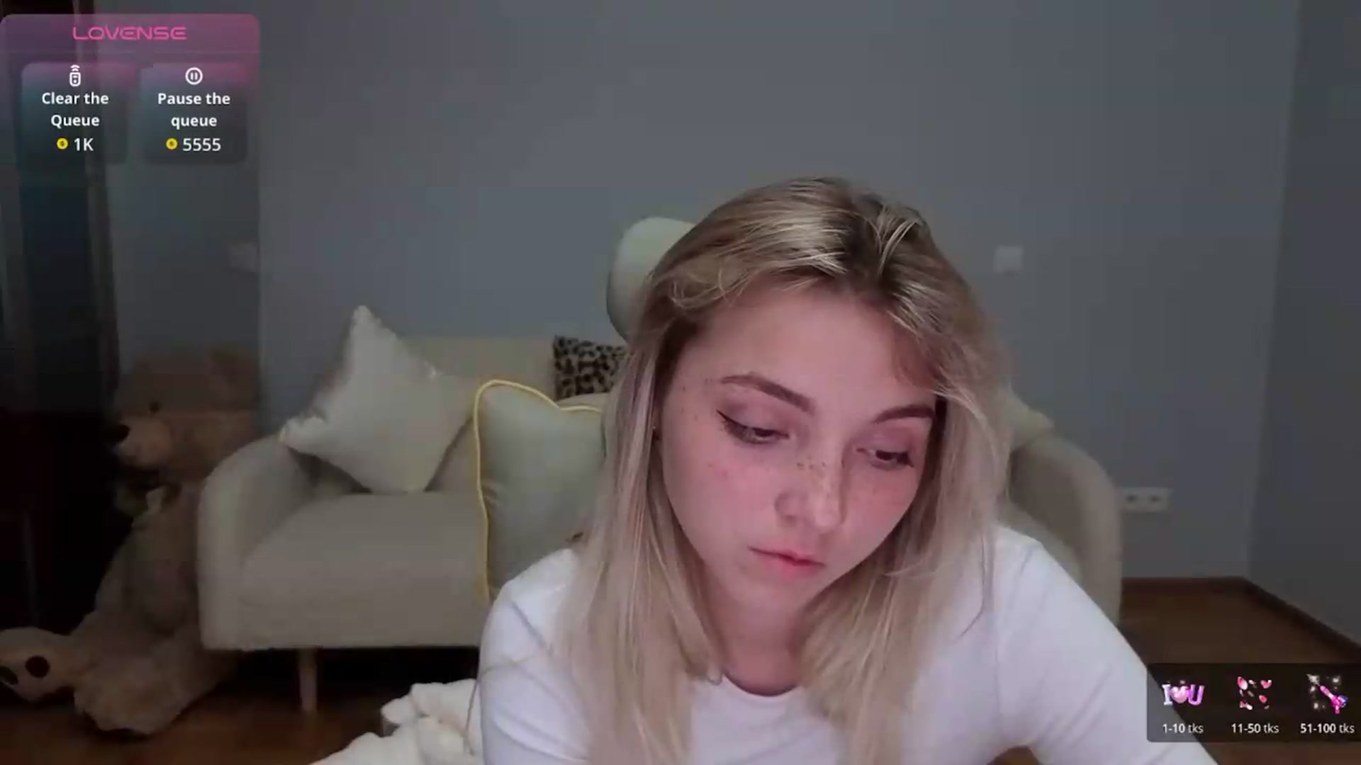 Gallery image thumbnail from Daisyy's myfreecams stream on, 05/30/2026, 22:13 image 4 of 20