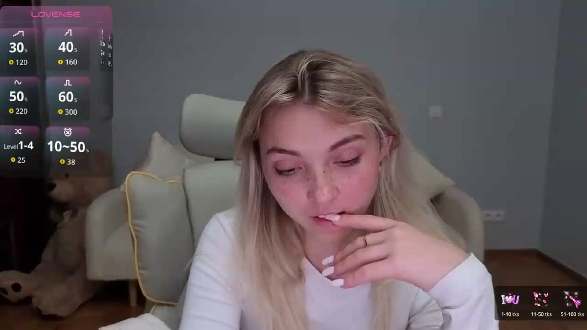 Gallery image thumbnail from Daisyy's myfreecams stream on, 05/30/2026, 22:13 image 8 of 20