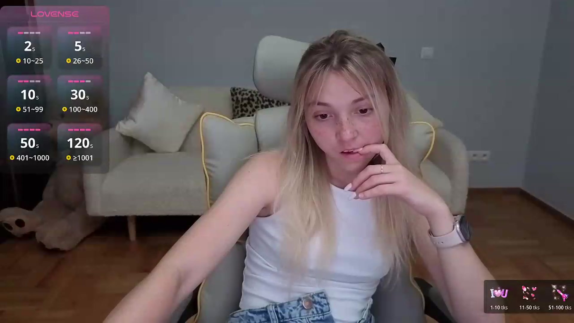 Gallery image thumbnail from Daisyy's myfreecams stream on, 05/31/2026, 14:38 image 19 of 20