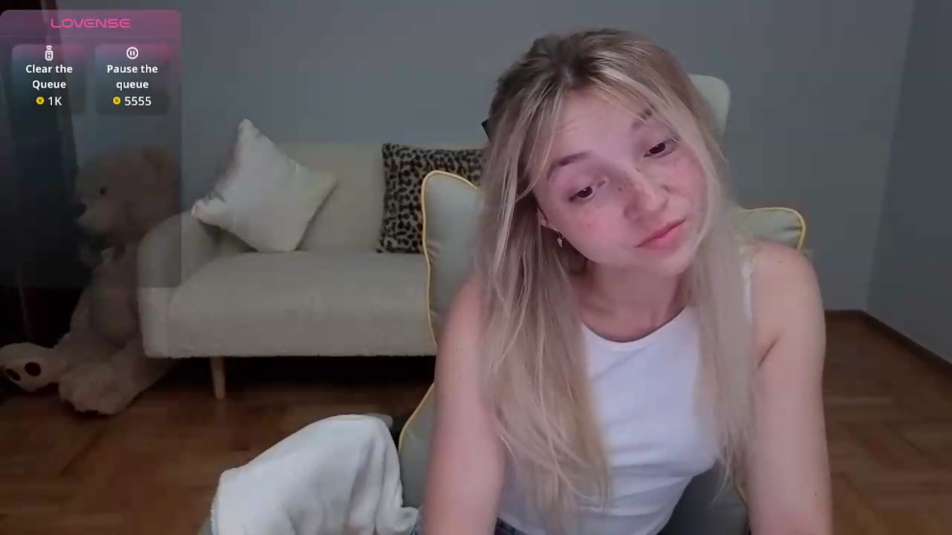 Gallery image thumbnail from Daisyy's myfreecams stream on, 05/31/2026, 14:38 image 7 of 20