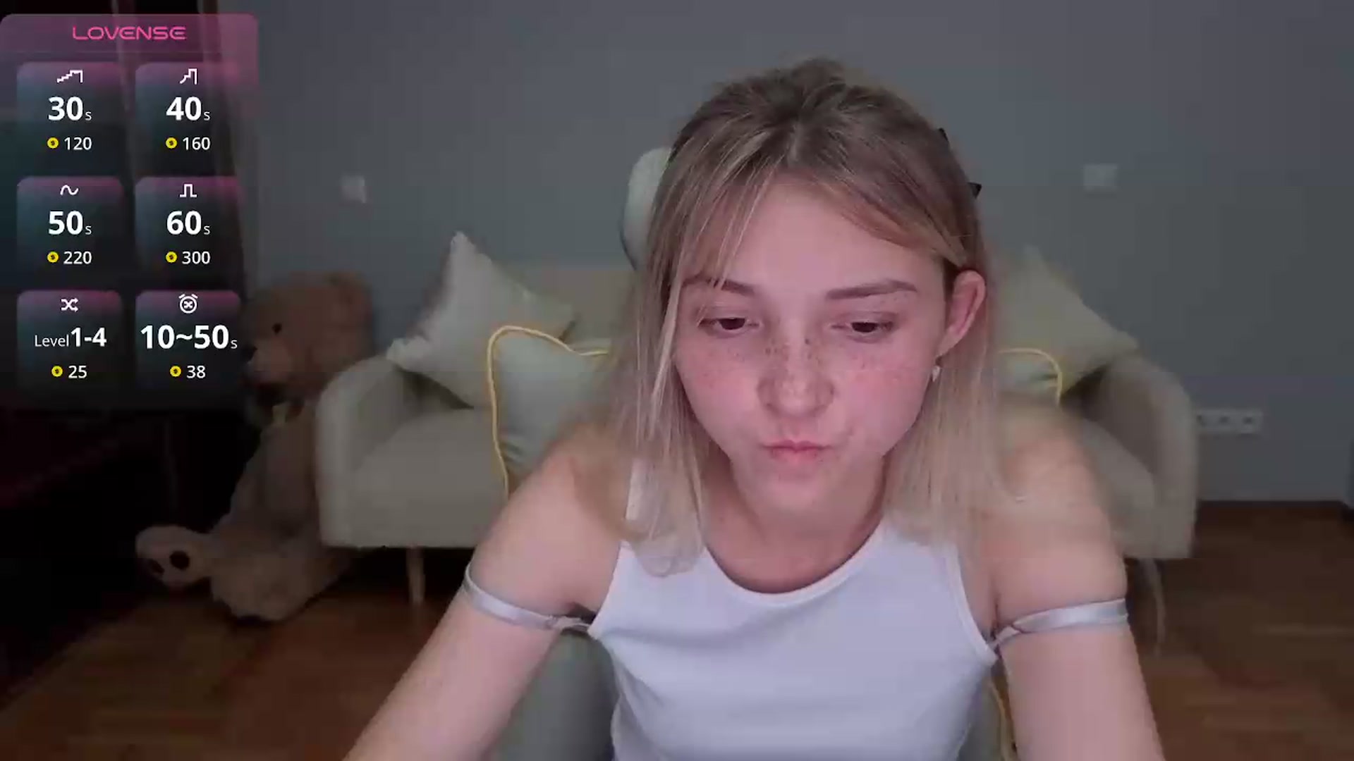 Gallery image thumbnail from Daisyy's myfreecams stream on, 05/31/2026, 16:14 image 18 of 20