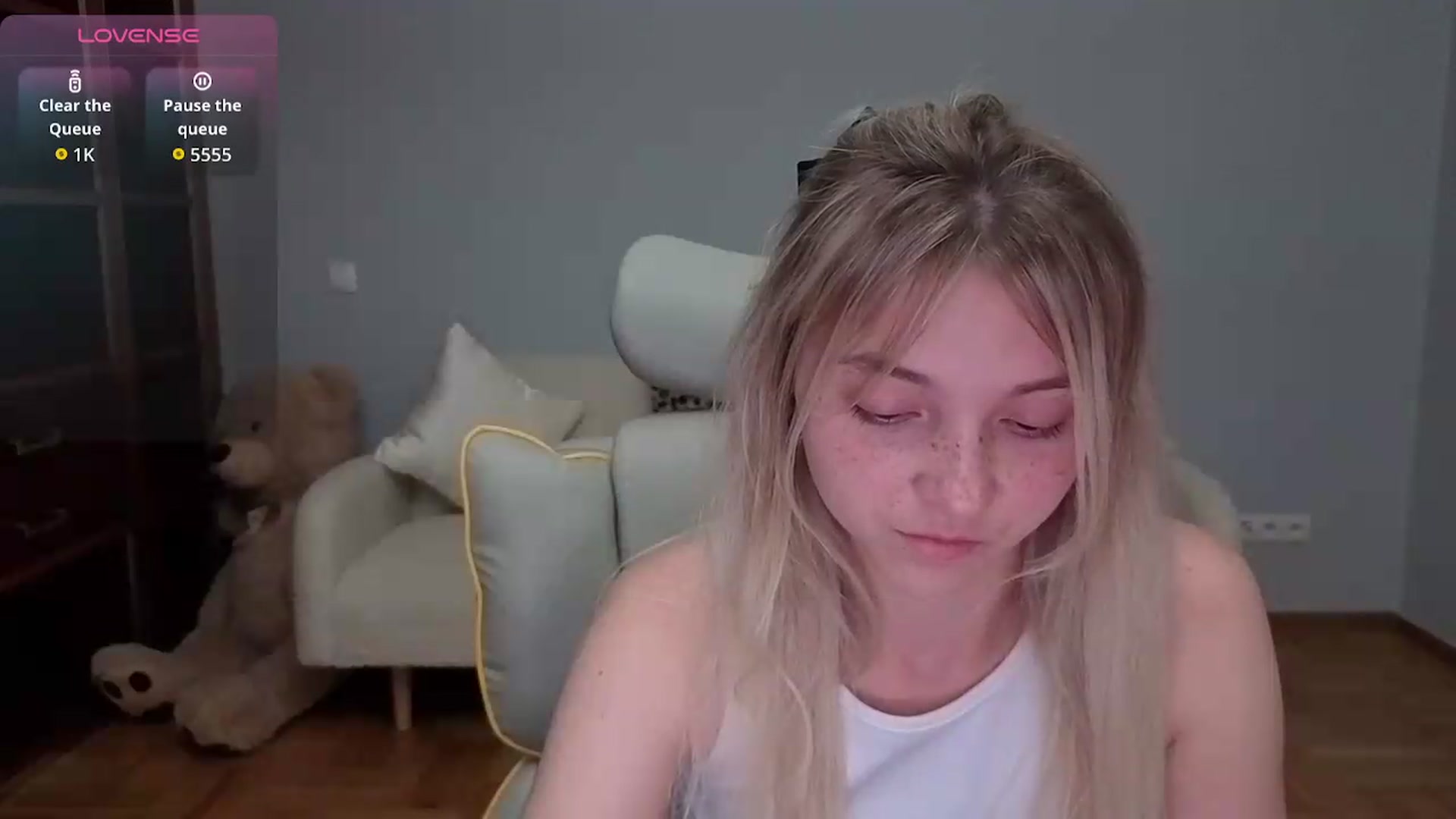 Gallery image thumbnail from Daisyy's myfreecams stream on, 05/31/2026, 16:14 image 5 of 20
