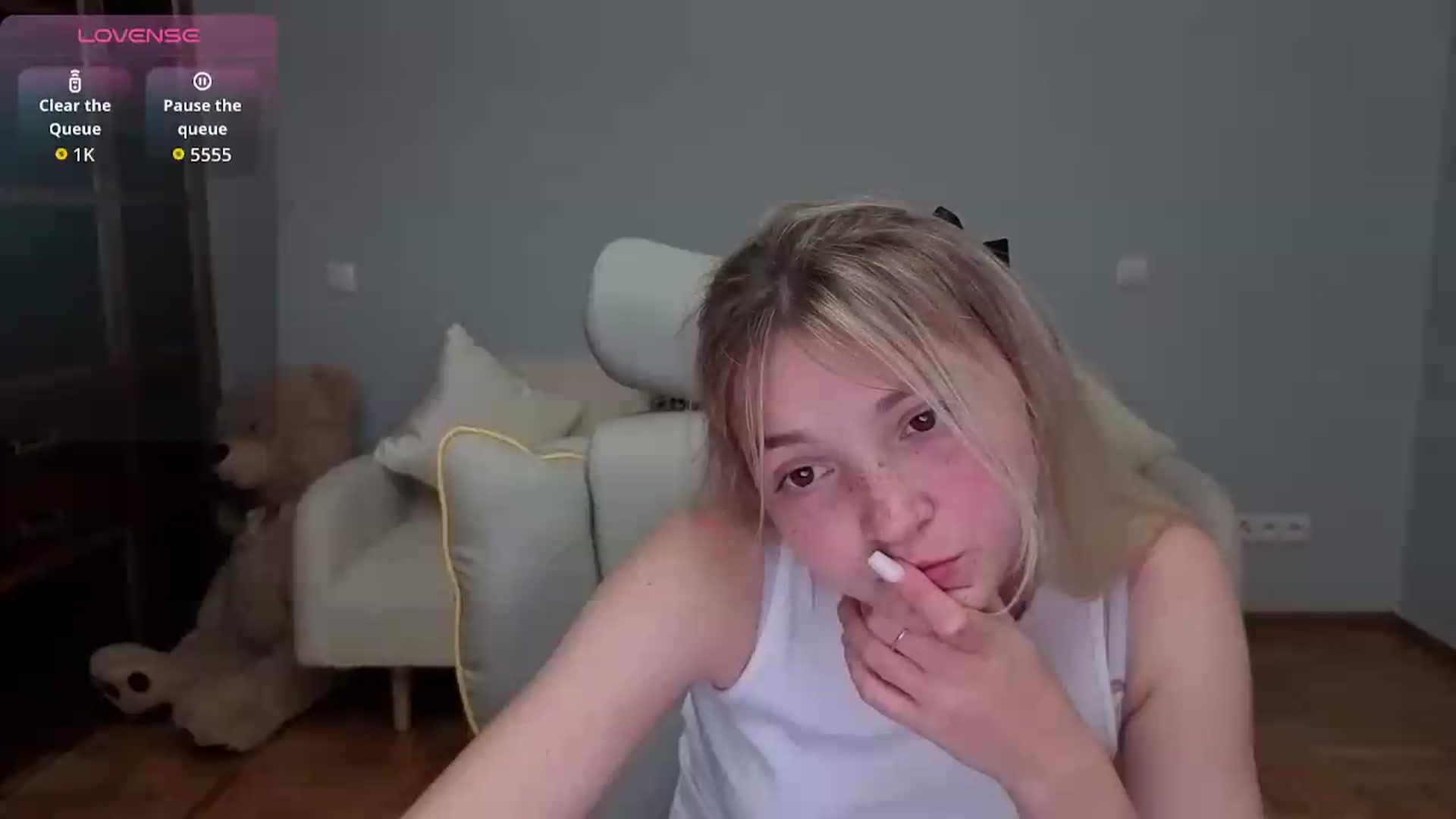 Gallery image thumbnail from Daisyy's myfreecams stream on, 05/31/2026, 16:14 image 8 of 20