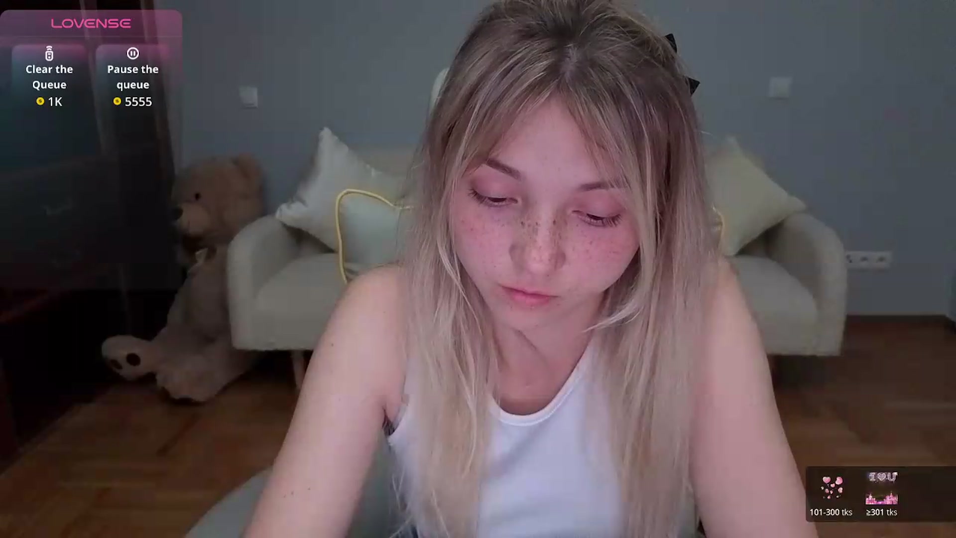 Gallery image thumbnail from Daisyy's myfreecams stream on, 05/31/2026, 18:36 image 7 of 20