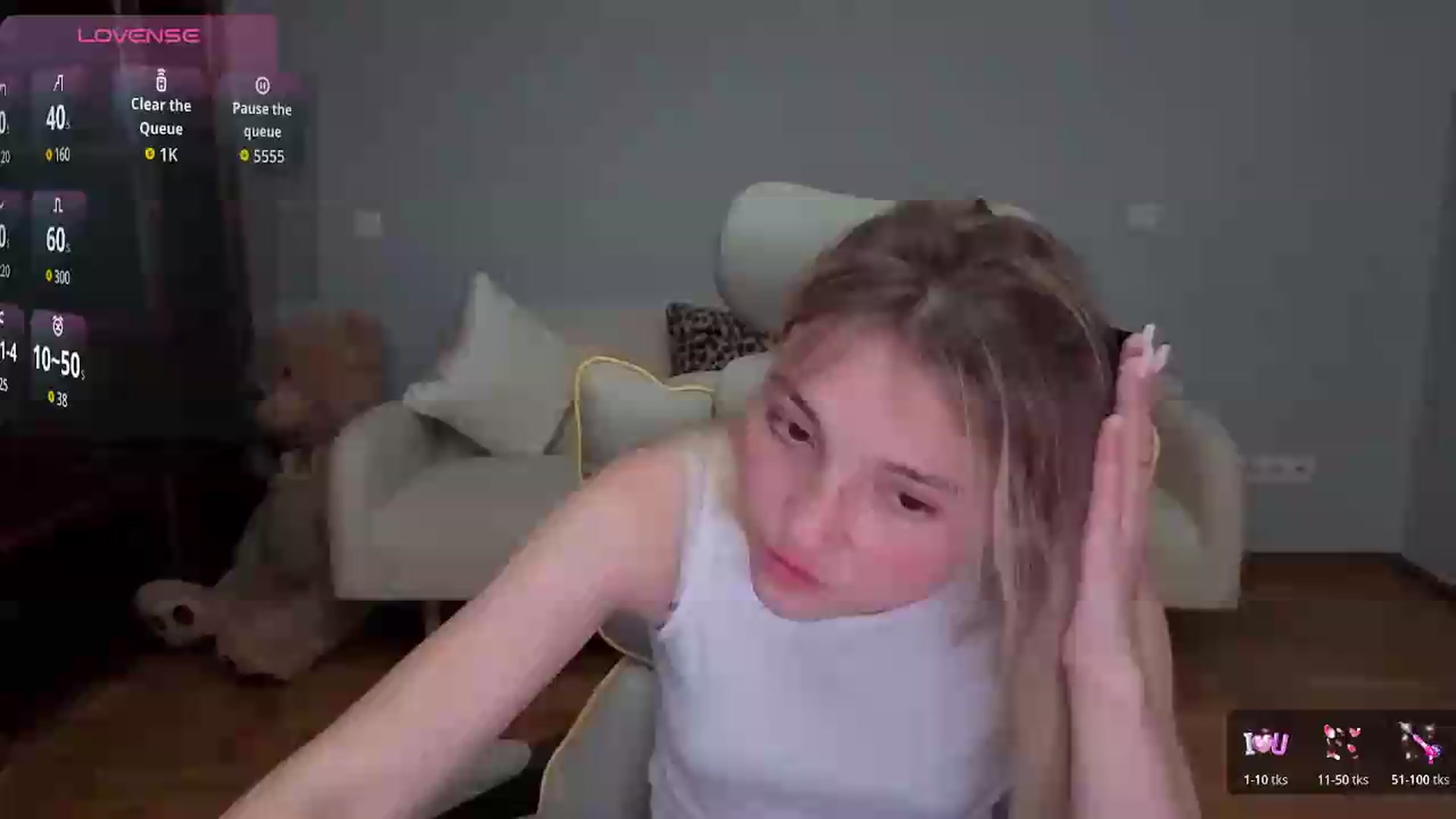 Gallery image thumbnail from Daisyy's myfreecams stream on, 05/31/2026, 23:37 image 1 of 20
