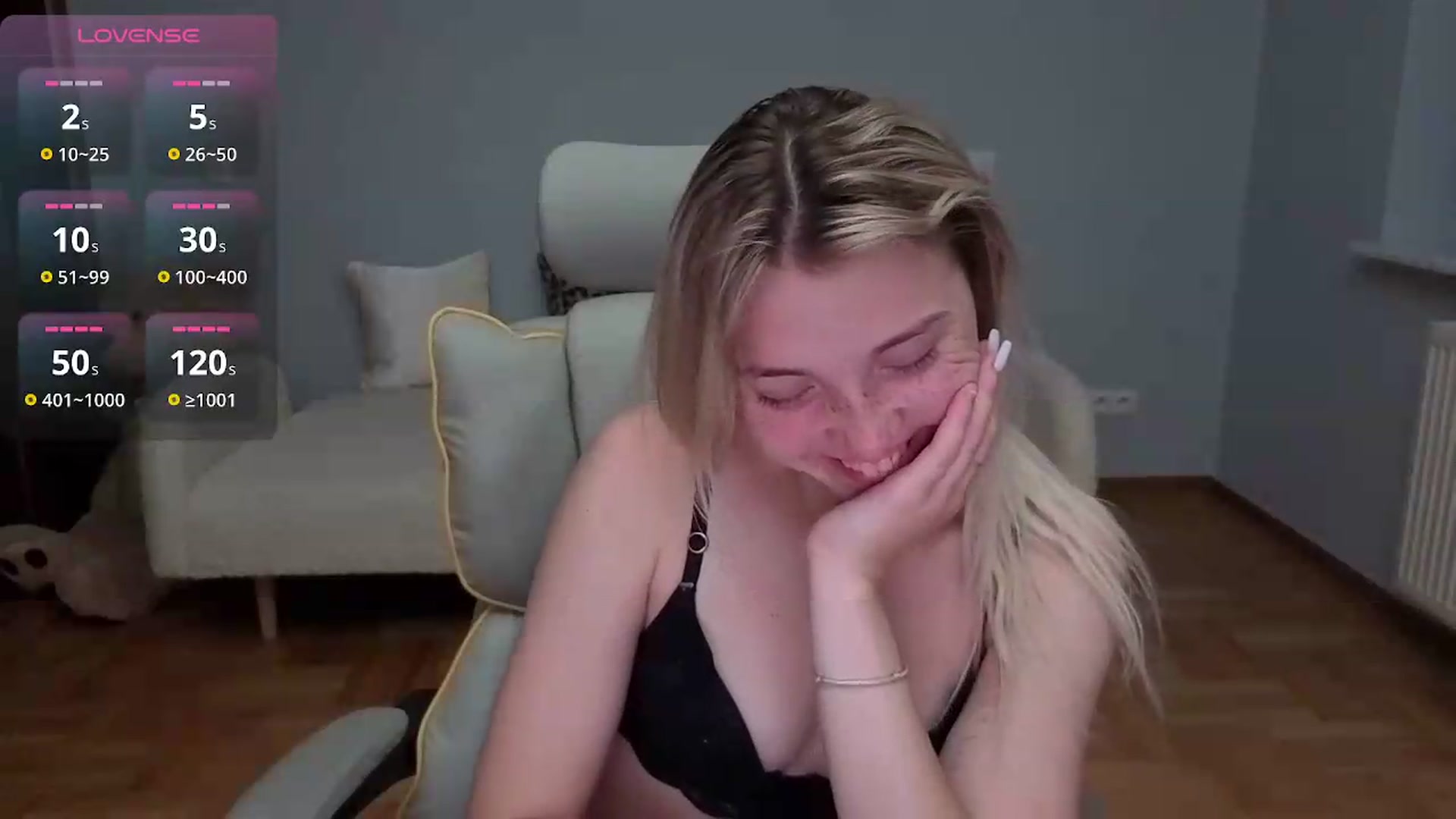 Gallery image thumbnail from Daisyy's myfreecams stream on, 06/01/2026, 23:55 image 15 of 20