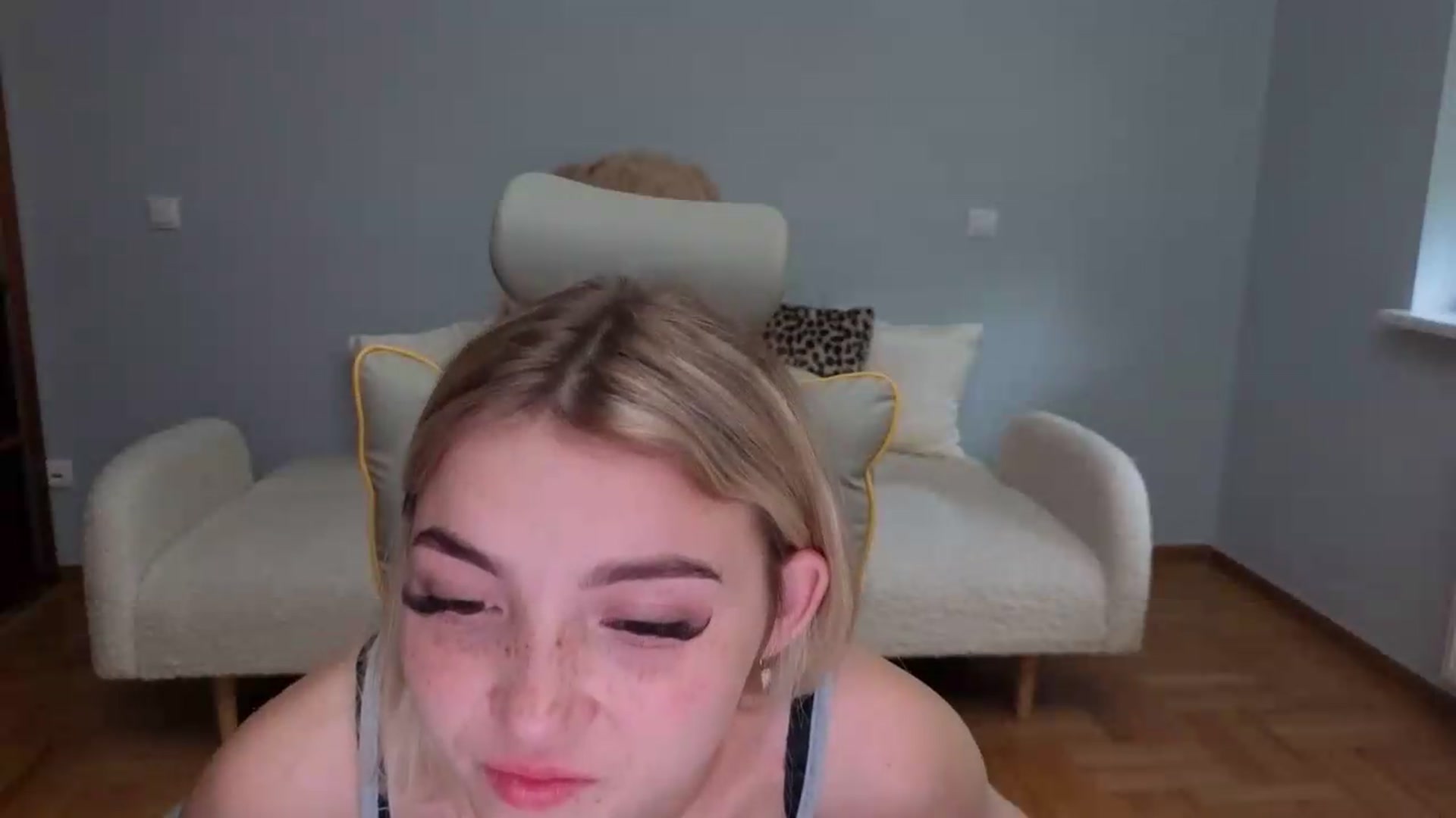 Gallery image thumbnail from Daisyy's myfreecams stream on, 06/03/2026, 17:04 image 19 of 20