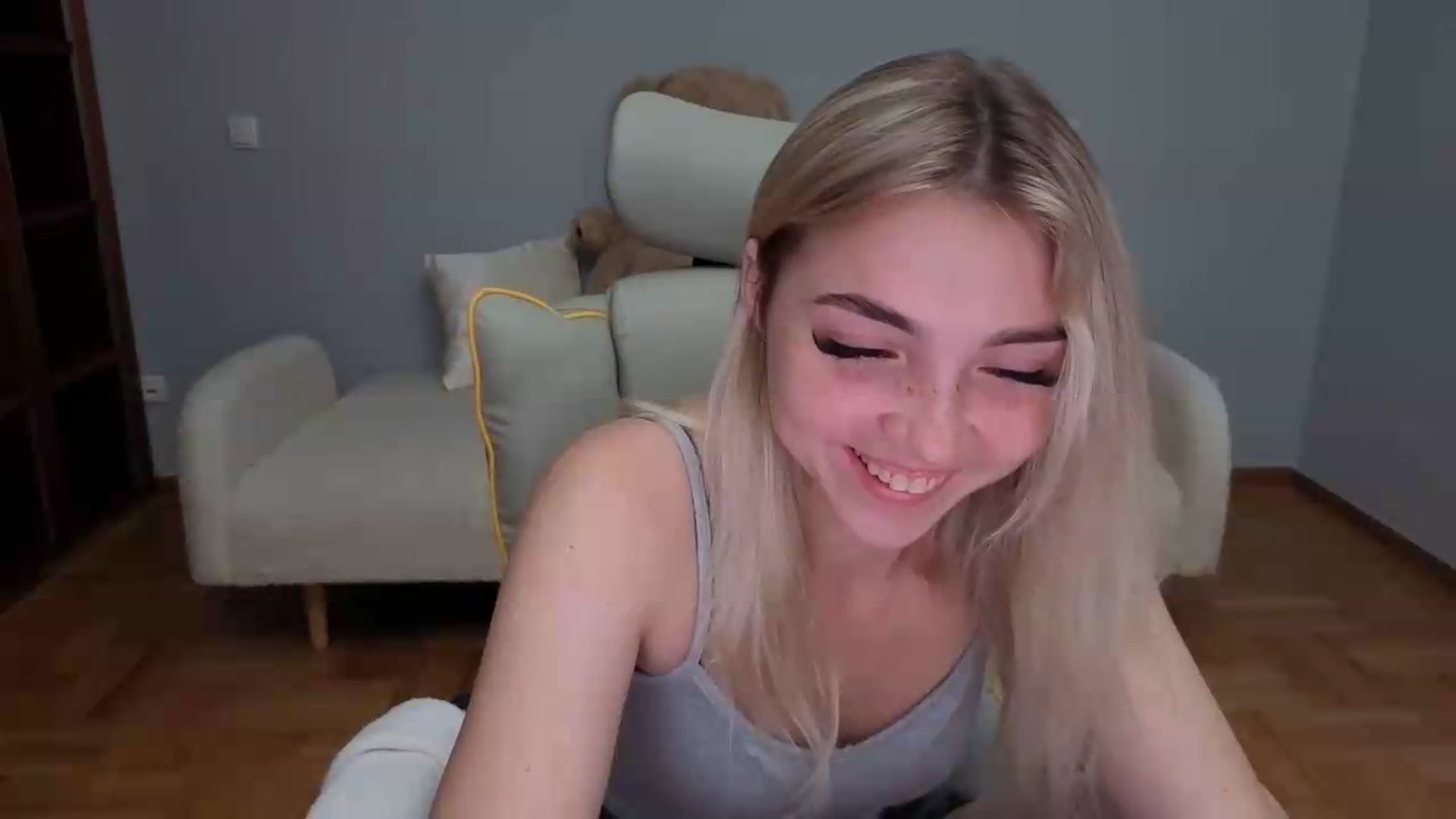 Gallery image thumbnail from Daisyy's myfreecams stream on, 06/03/2026, 18:18 image 9 of 20