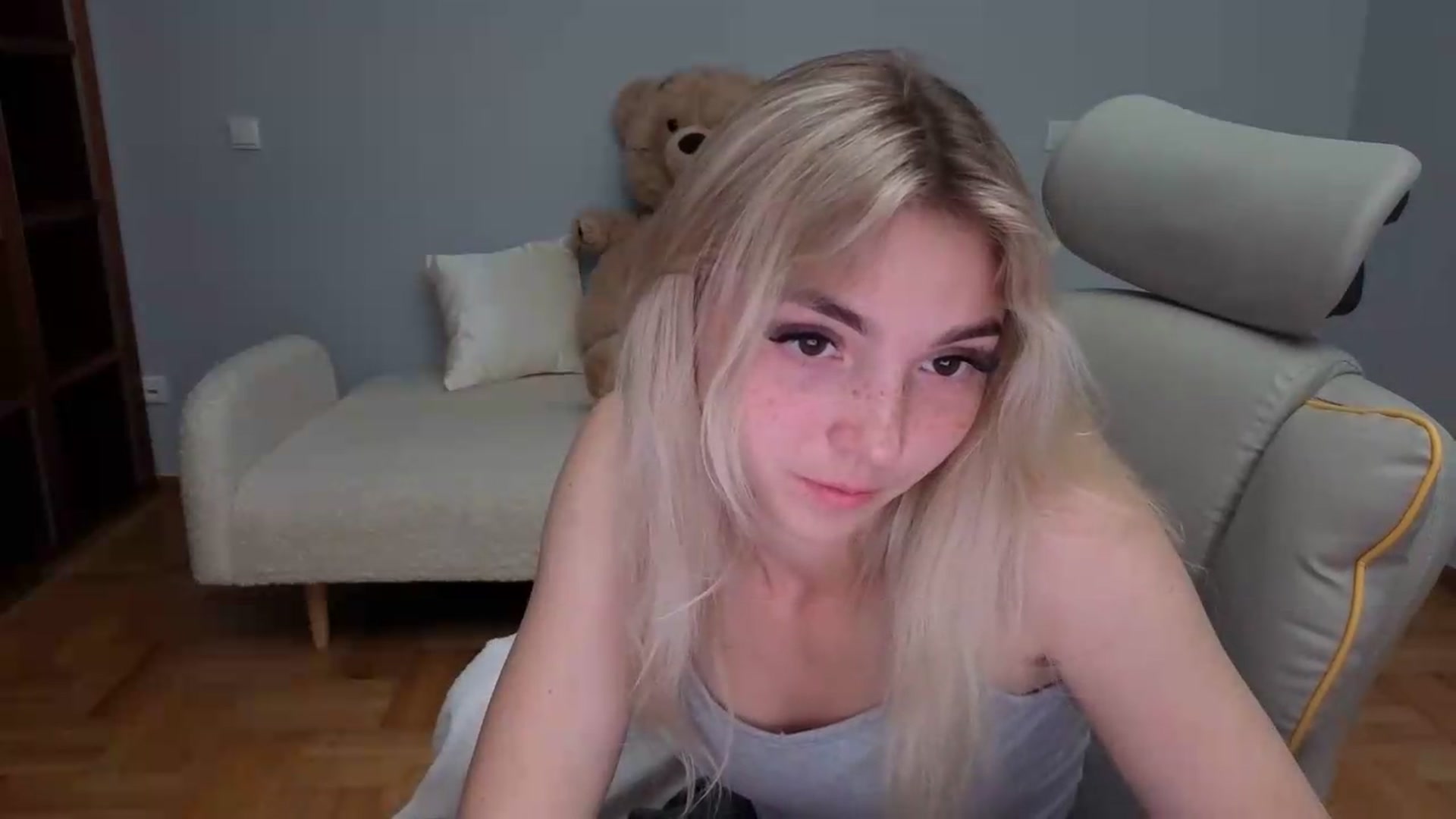 Gallery image thumbnail from Daisyy's myfreecams stream on, 06/03/2026, 18:18 image 7 of 20