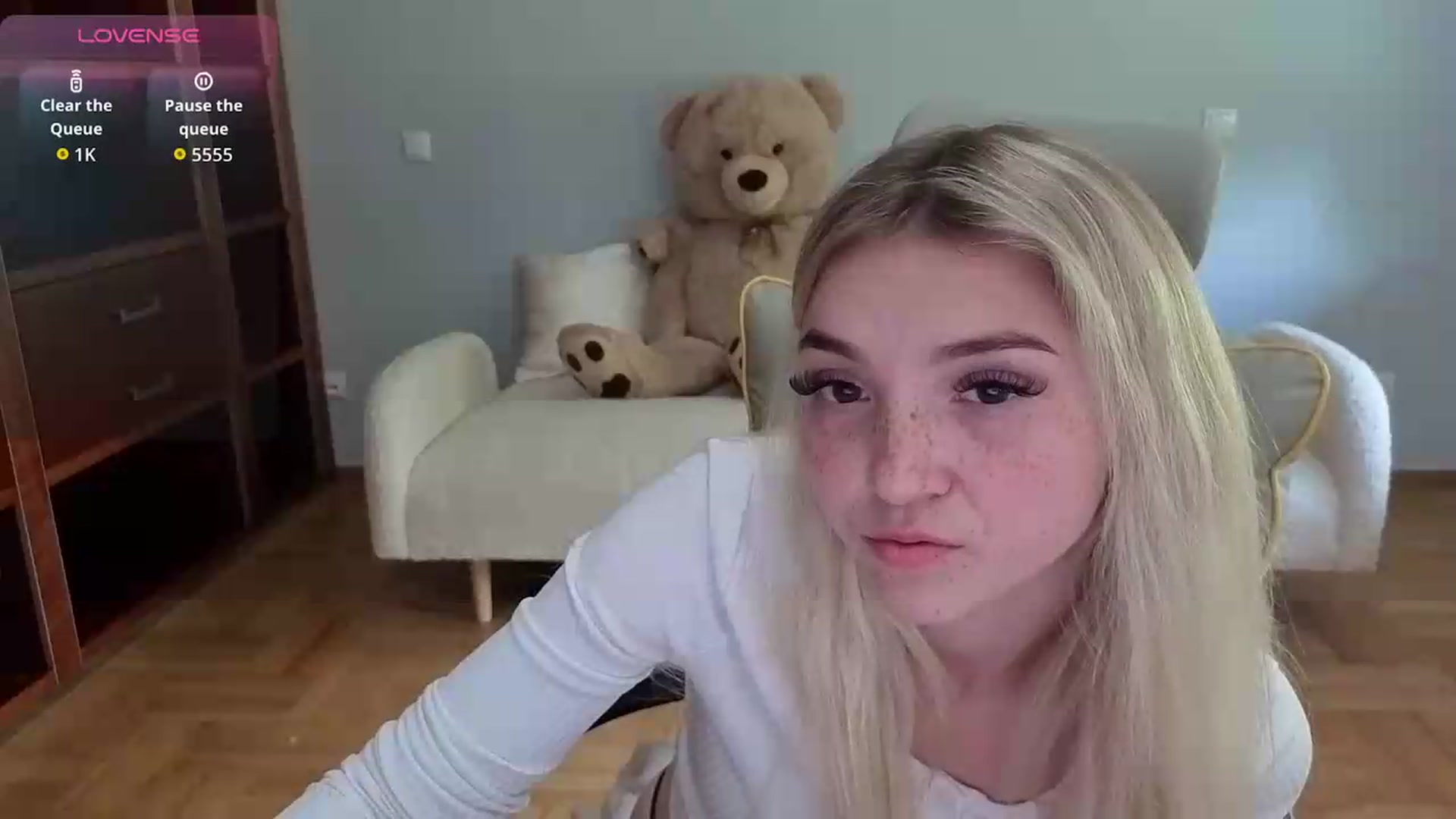 Gallery image thumbnail from Daisyy's myfreecams stream on, 06/06/2026, 12:29 image 16 of 20