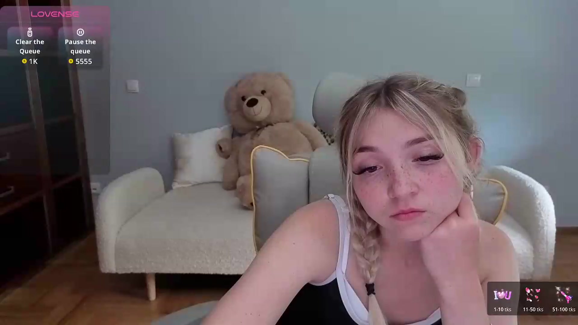 Gallery image thumbnail from Daisyy's myfreecams stream on, 06/07/2026, 14:24 image 10 of 20