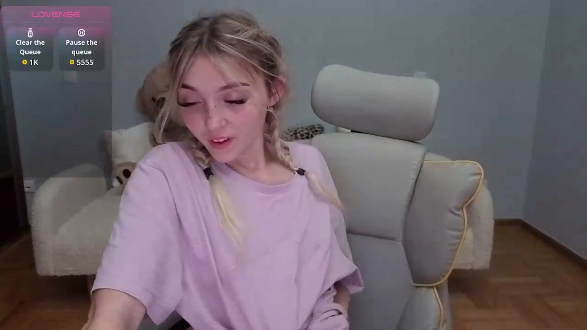 Gallery image thumbnail from Daisyy's myfreecams stream on, 06/07/2026, 19:20 image 2 of 20