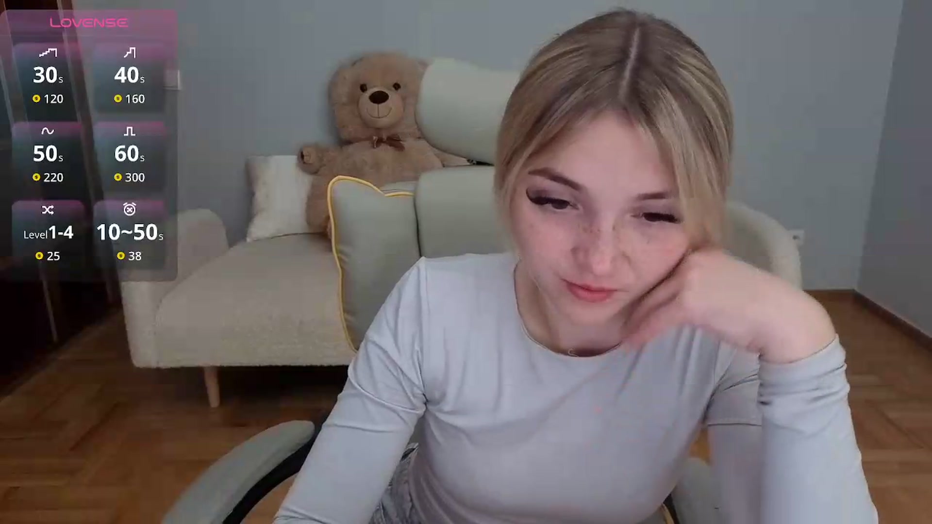 Gallery image thumbnail from Daisyy's myfreecams stream on, 06/08/2026, 15:02 image 6 of 20