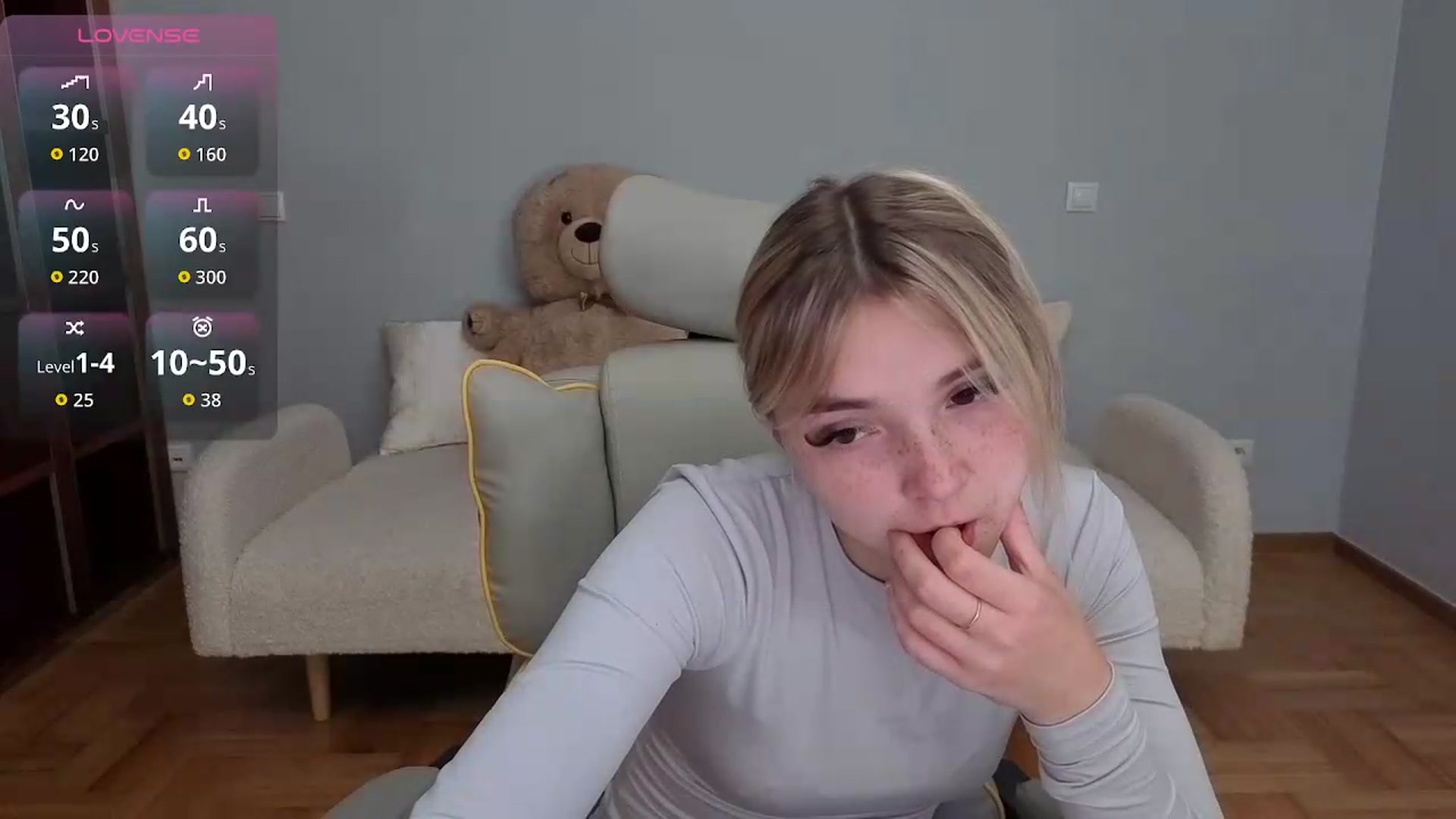 Gallery image thumbnail from Daisyy's myfreecams stream on, 06/08/2026, 15:02 image 2 of 20