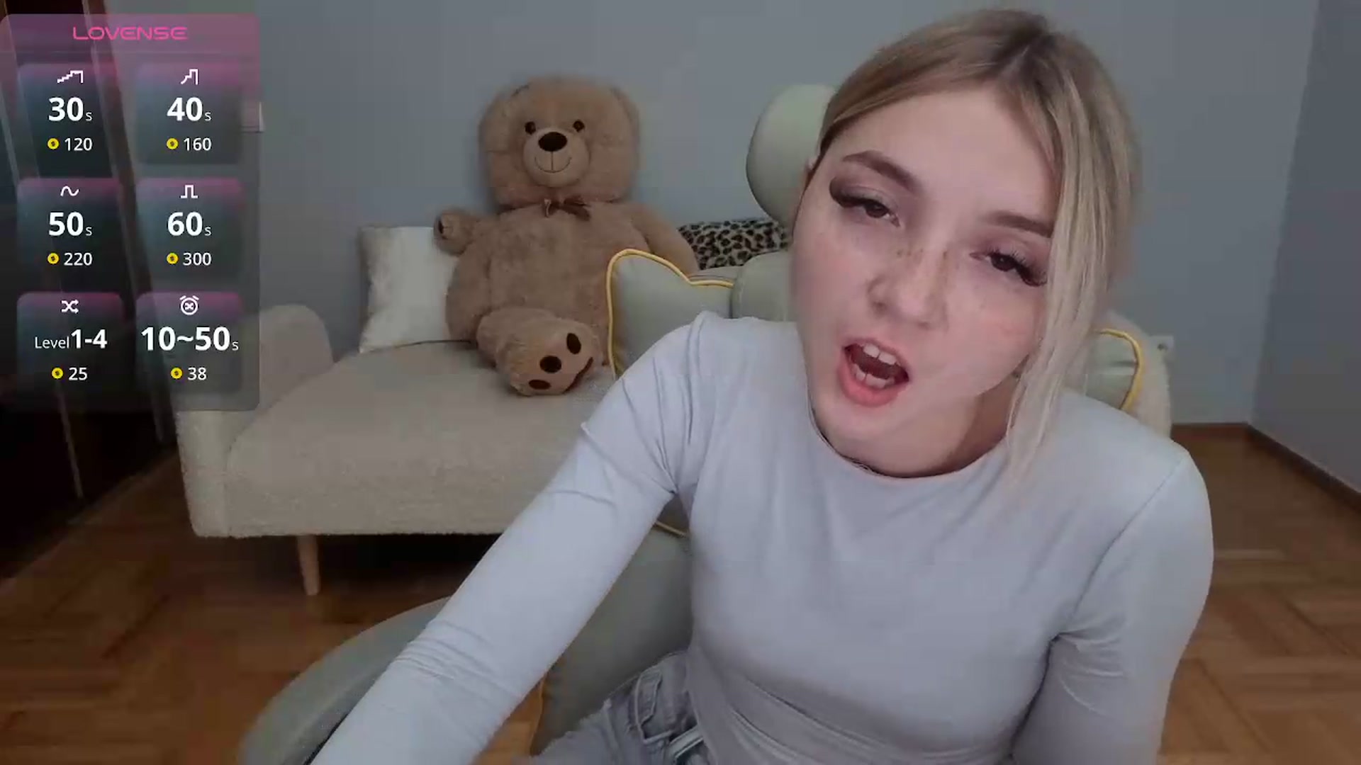 Gallery image thumbnail from Daisyy's myfreecams stream on, 06/08/2026, 15:02 image 9 of 20