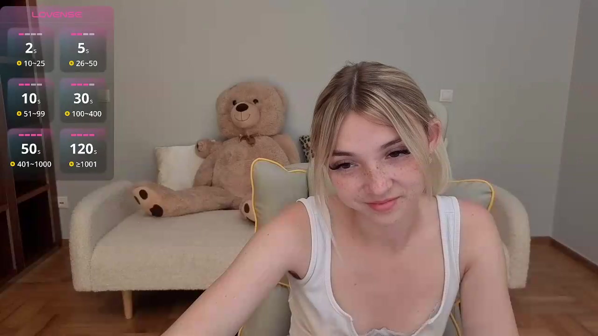 Gallery image thumbnail from Daisyy's myfreecams stream on, 06/08/2026, 16:10 image 15 of 20