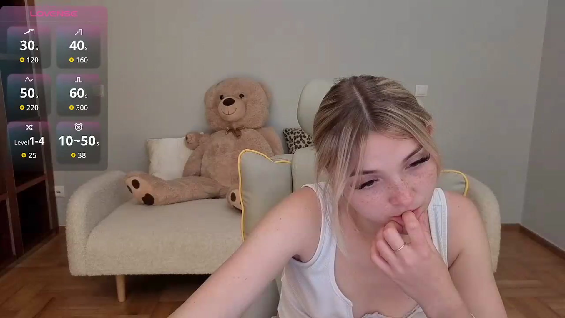 Gallery image thumbnail from Daisyy's myfreecams stream on, 06/08/2026, 16:10 image 10 of 20