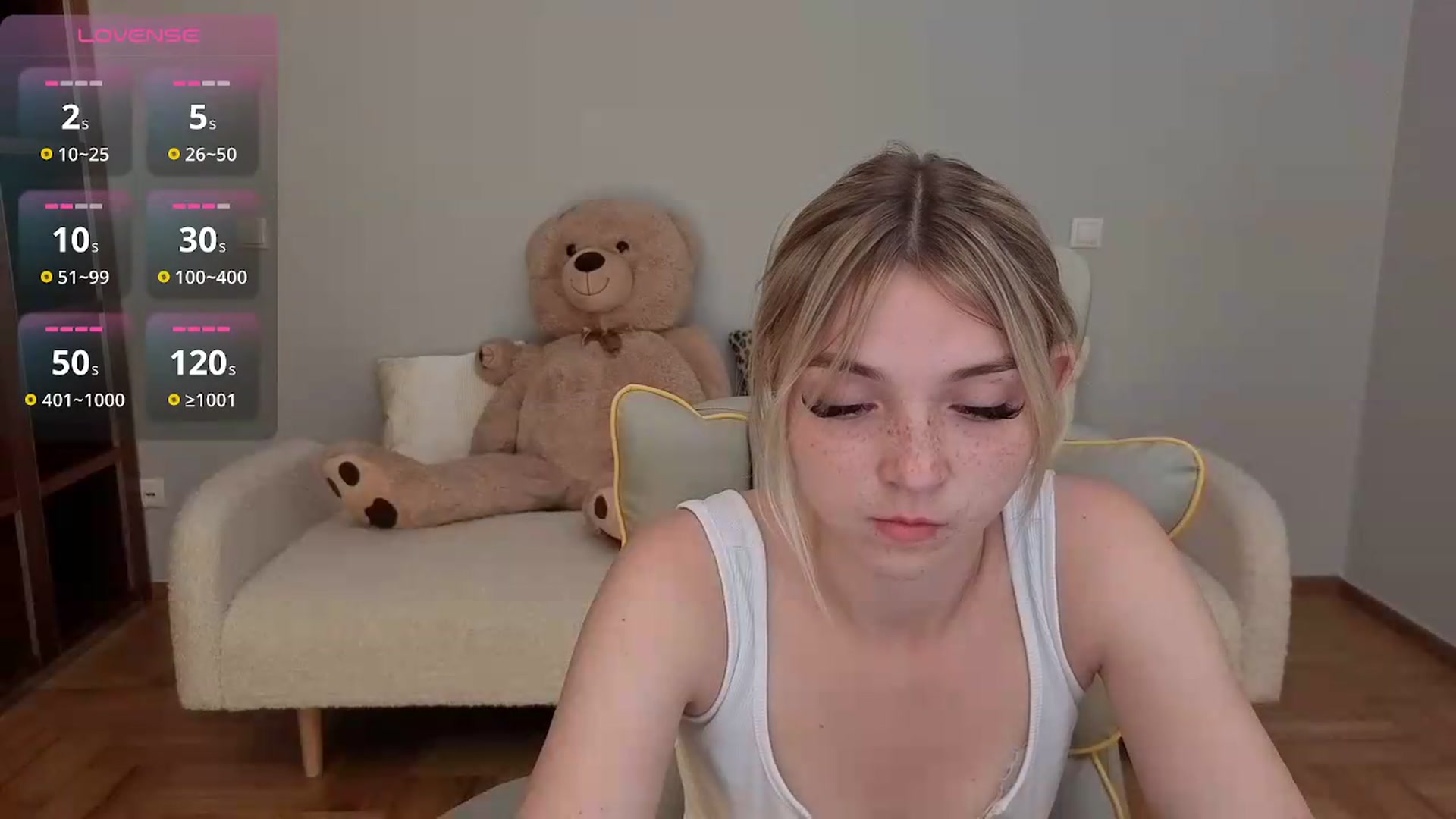 Gallery image thumbnail from Daisyy's myfreecams stream on, 06/08/2026, 16:10 image 12 of 20