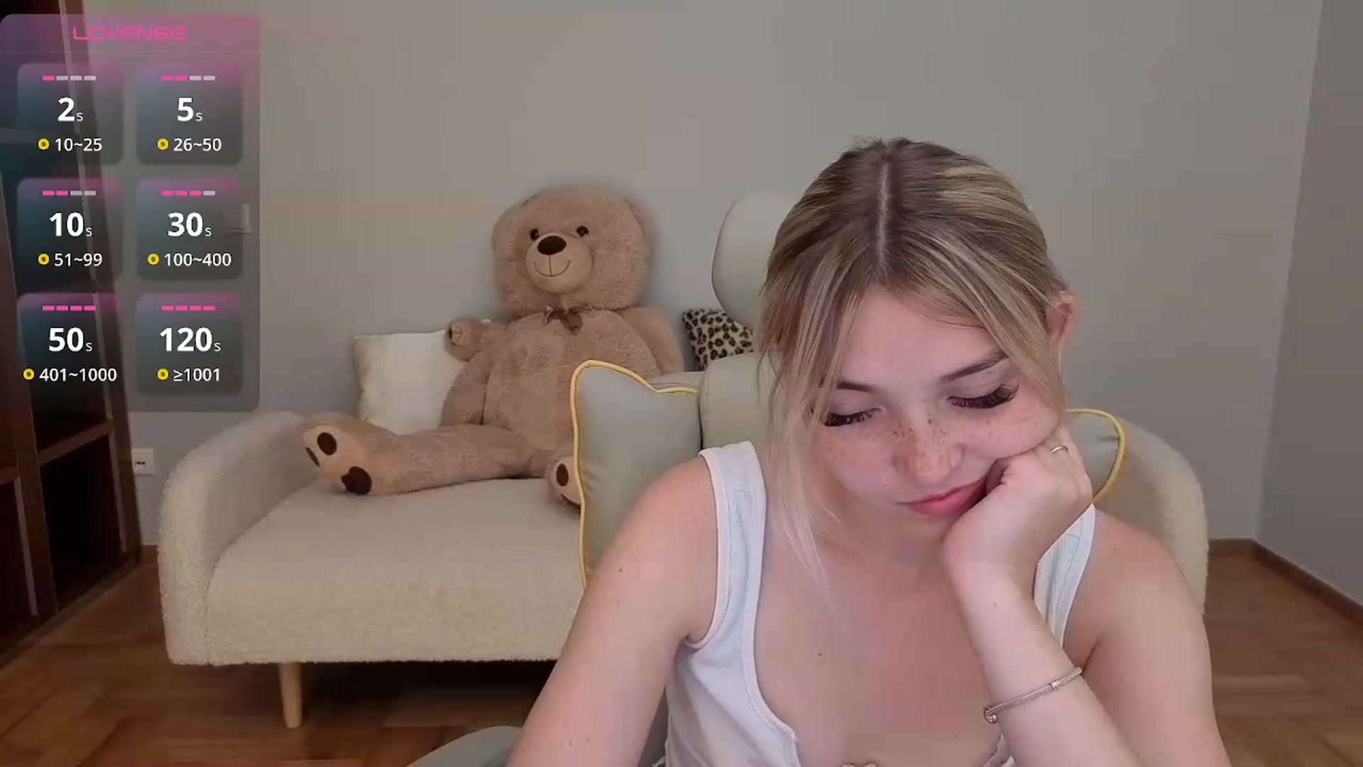 Gallery image thumbnail from Daisyy's myfreecams stream on, 06/08/2026, 16:10 image 8 of 20